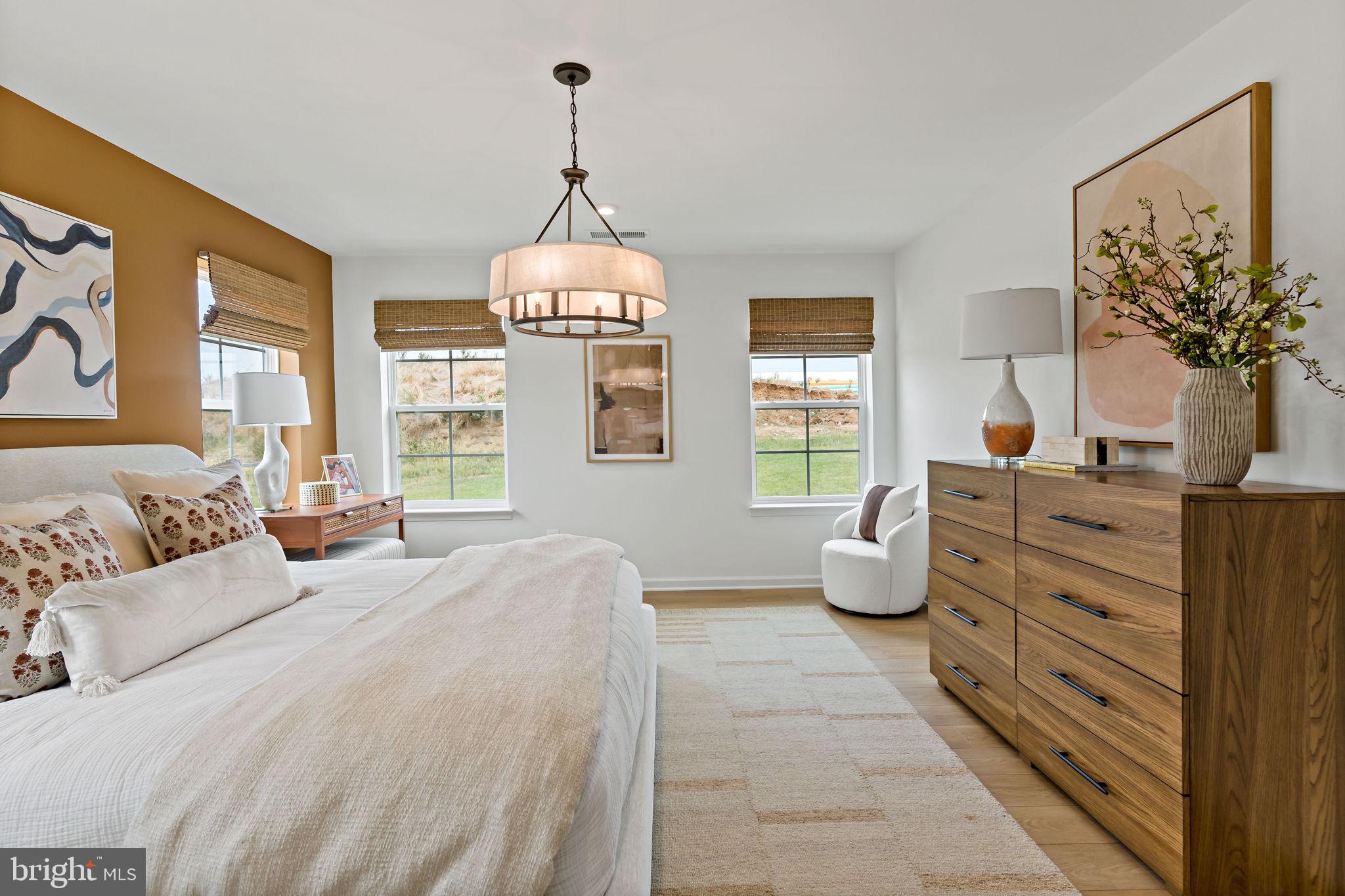 KING'S CROSSING - Residential