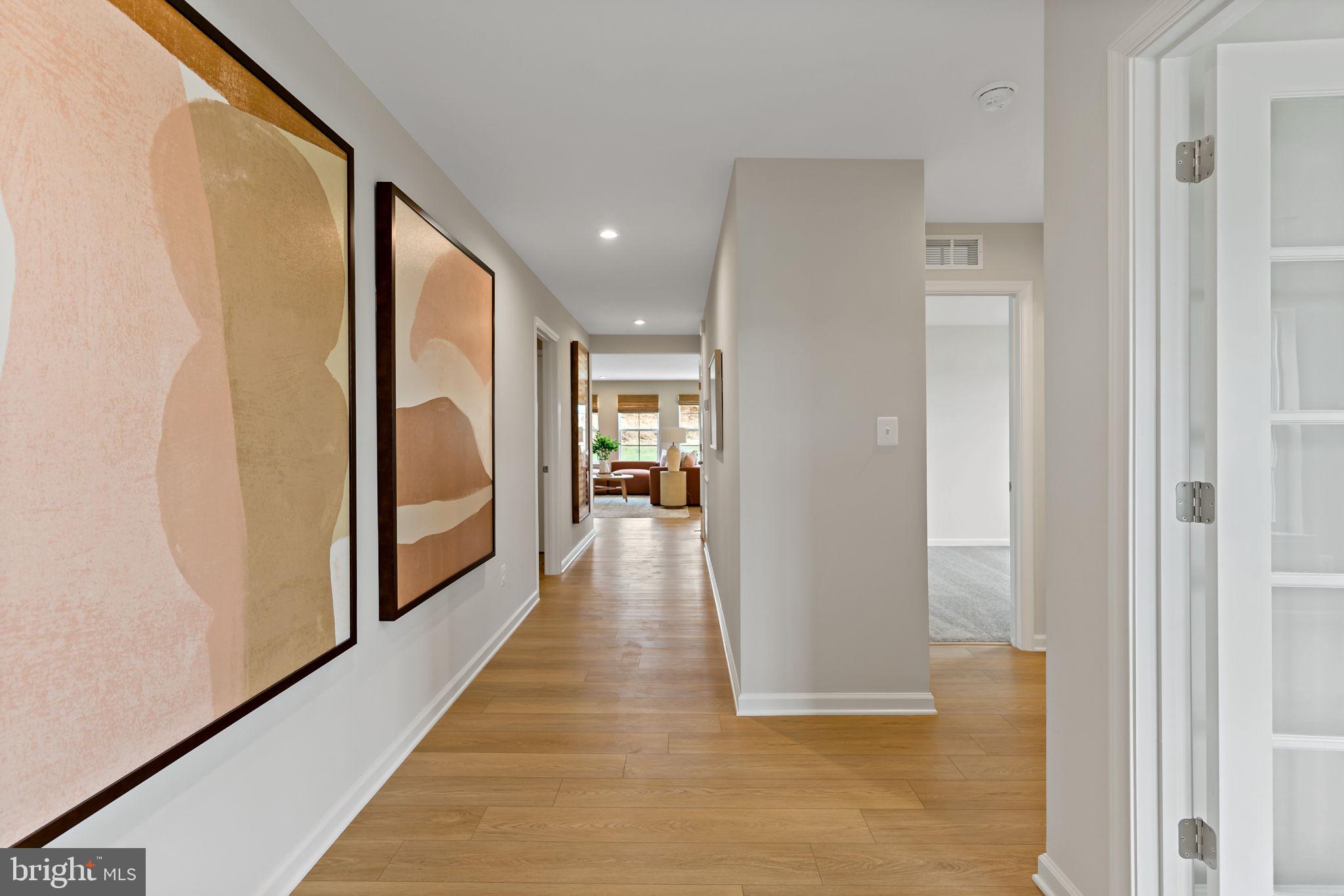 KING'S CROSSING - Residential