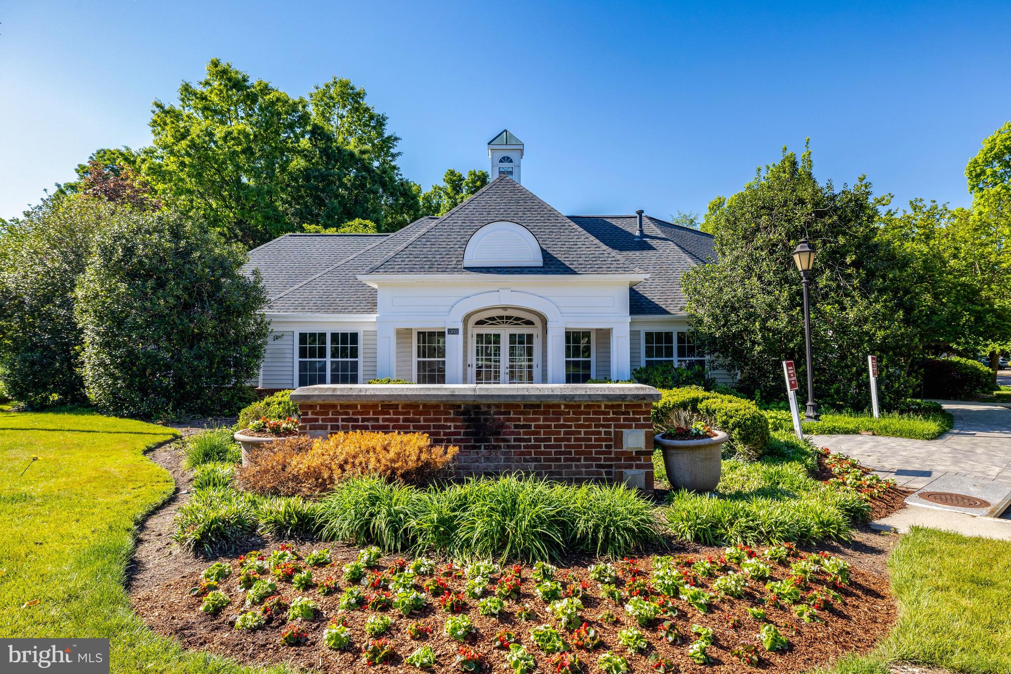 FOX MILL STATION - Residential