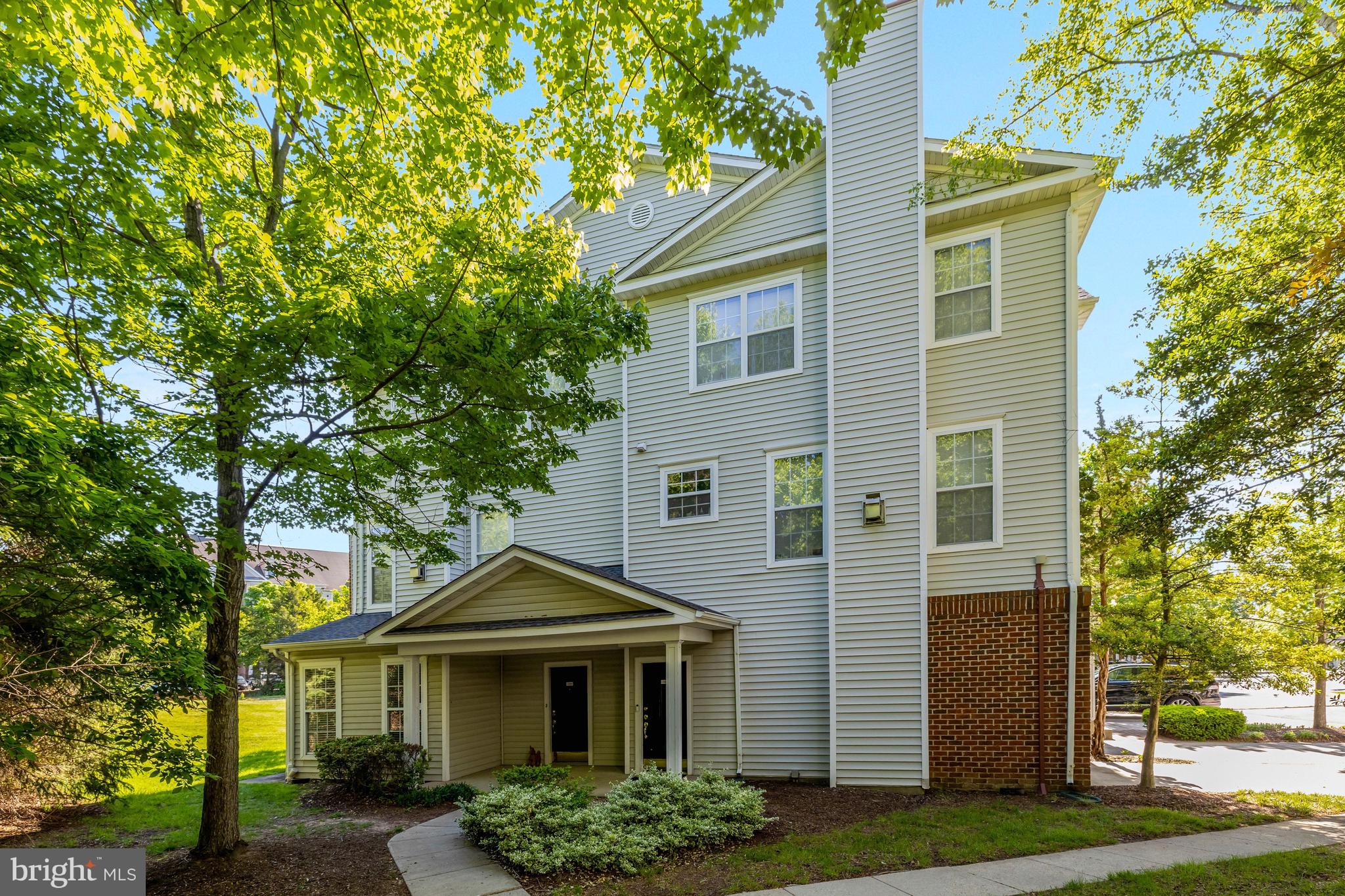 FOX MILL STATION - Residential