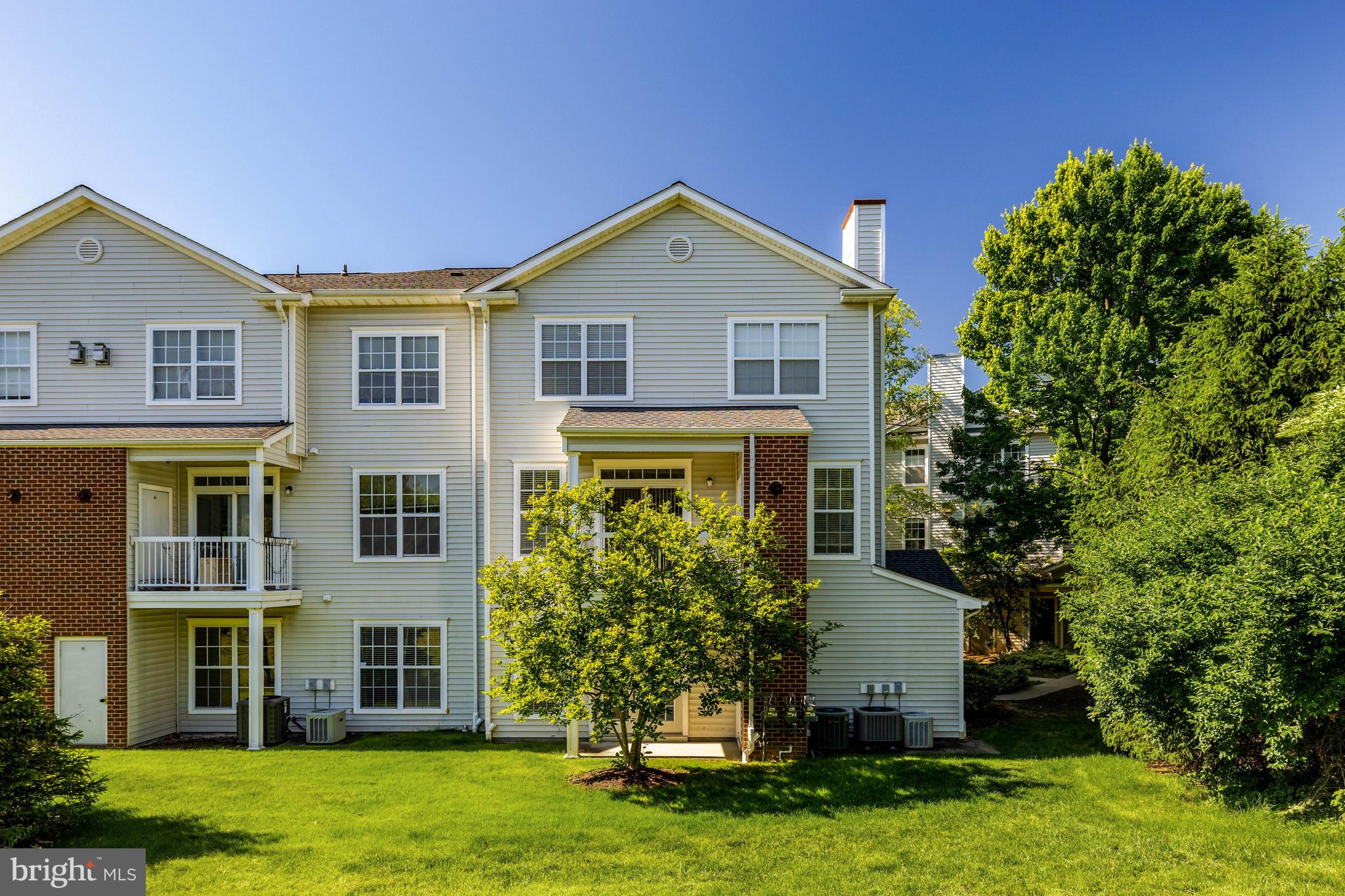 FOX MILL STATION - Residential