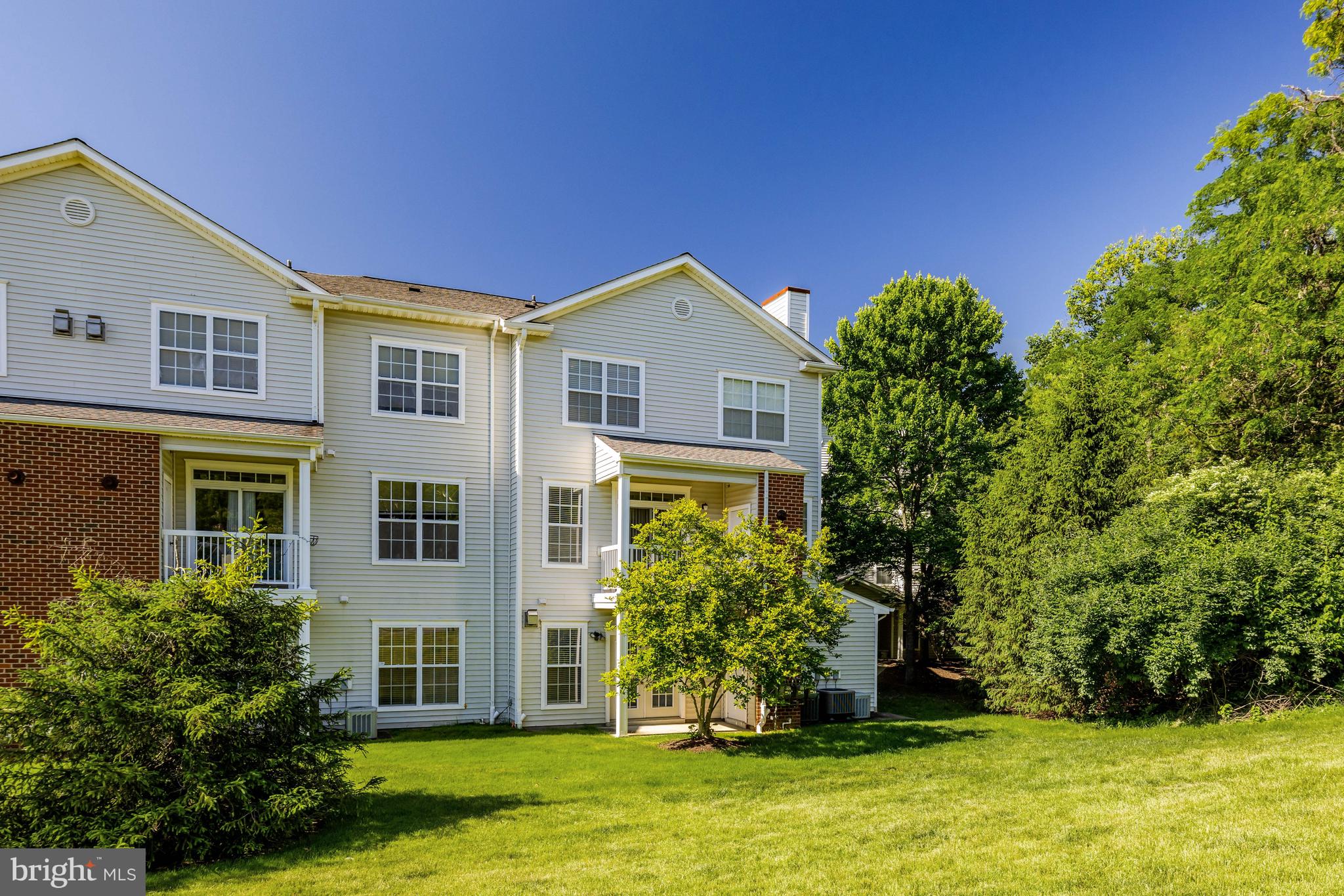 FOX MILL STATION - Residential