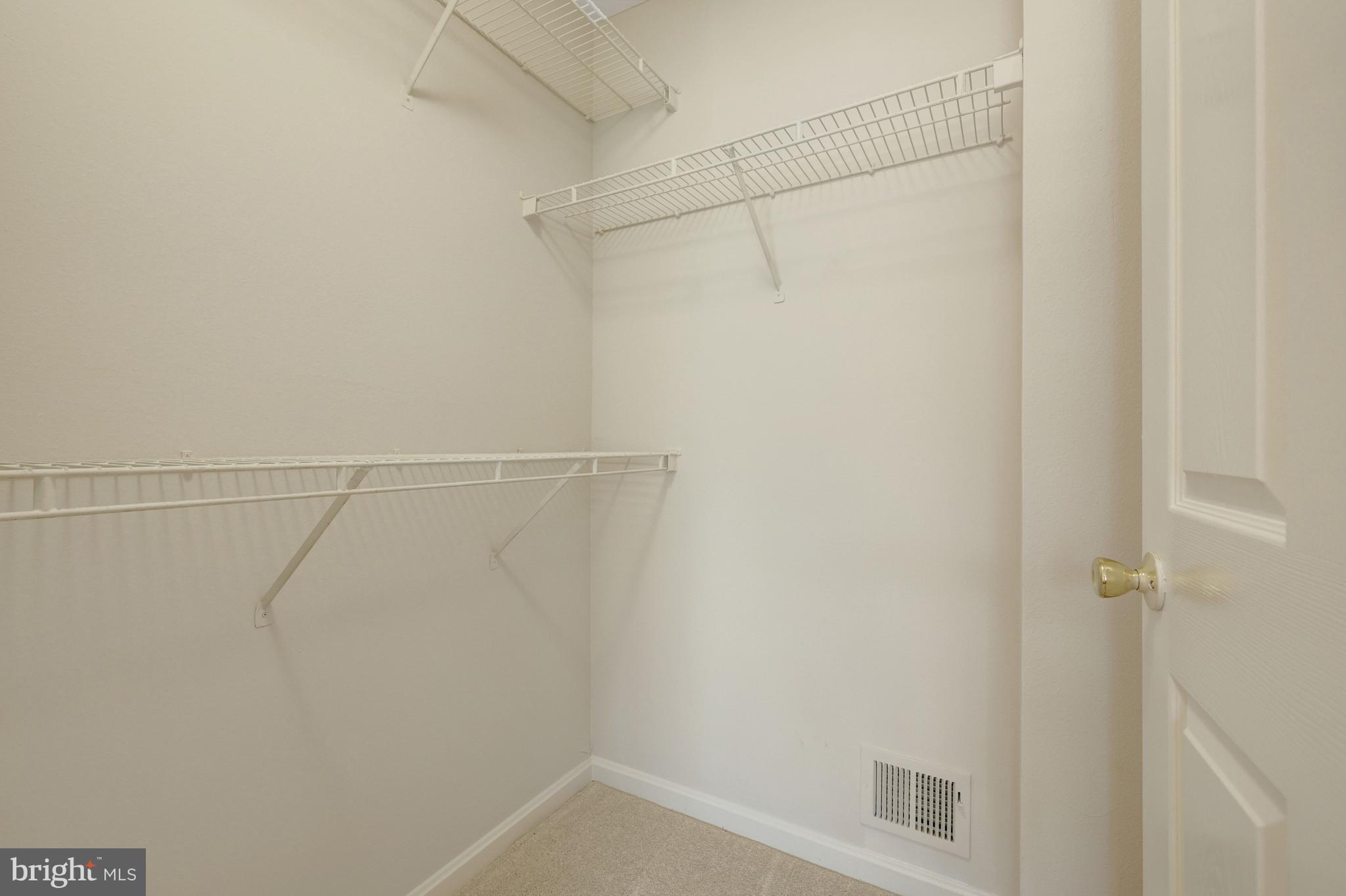 FOX MILL STATION - Residential