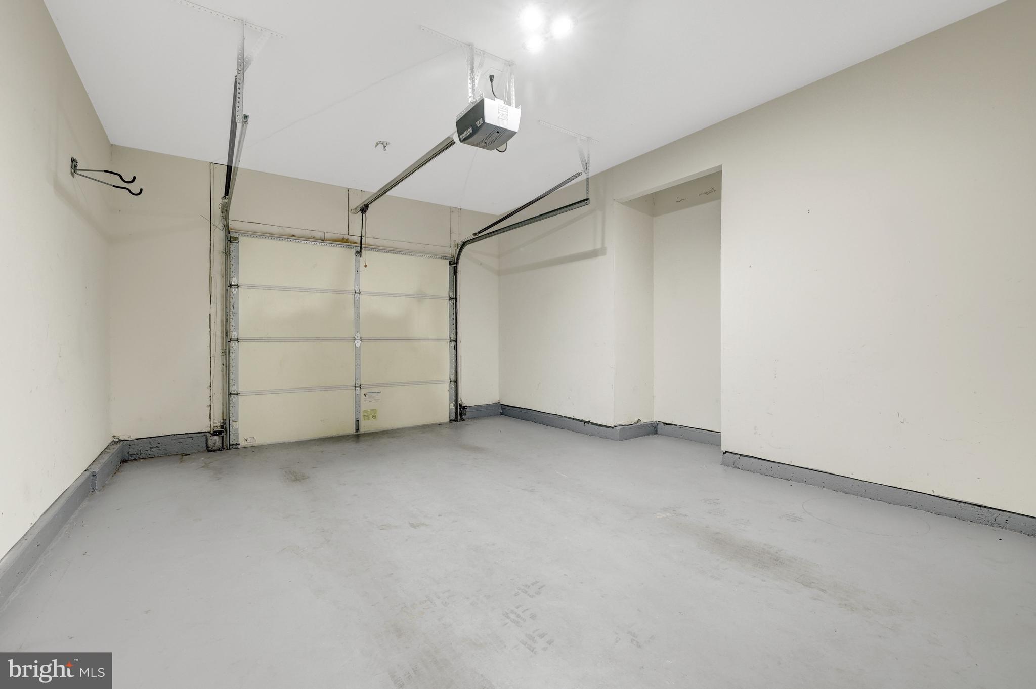 FOX MILL STATION - Residential