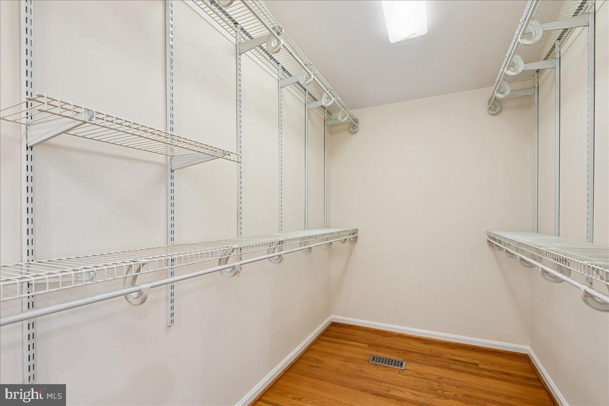 DAVIDSONVILLE - Residential