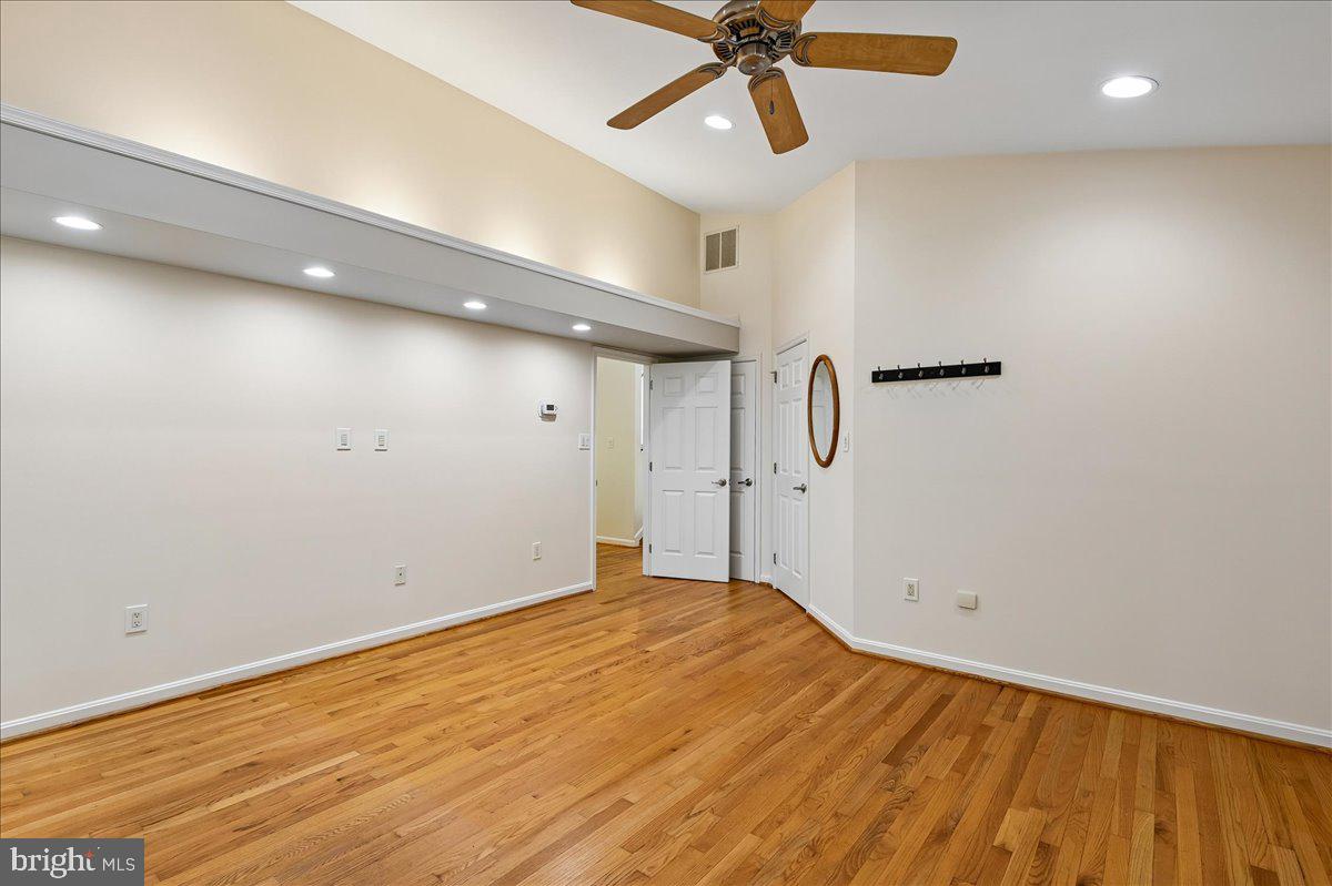 DAVIDSONVILLE - Residential