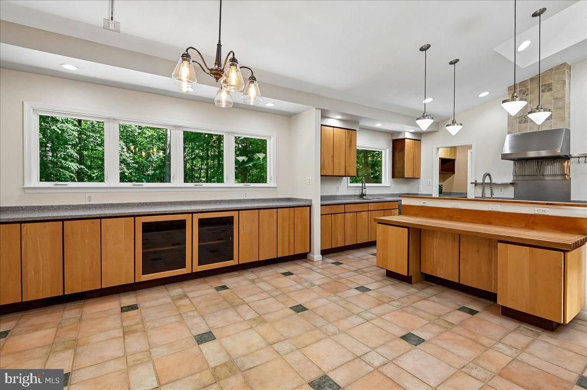 DAVIDSONVILLE - Residential