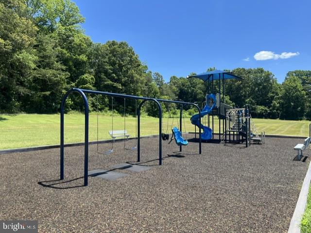 DAVIDSONVILLE - Residential