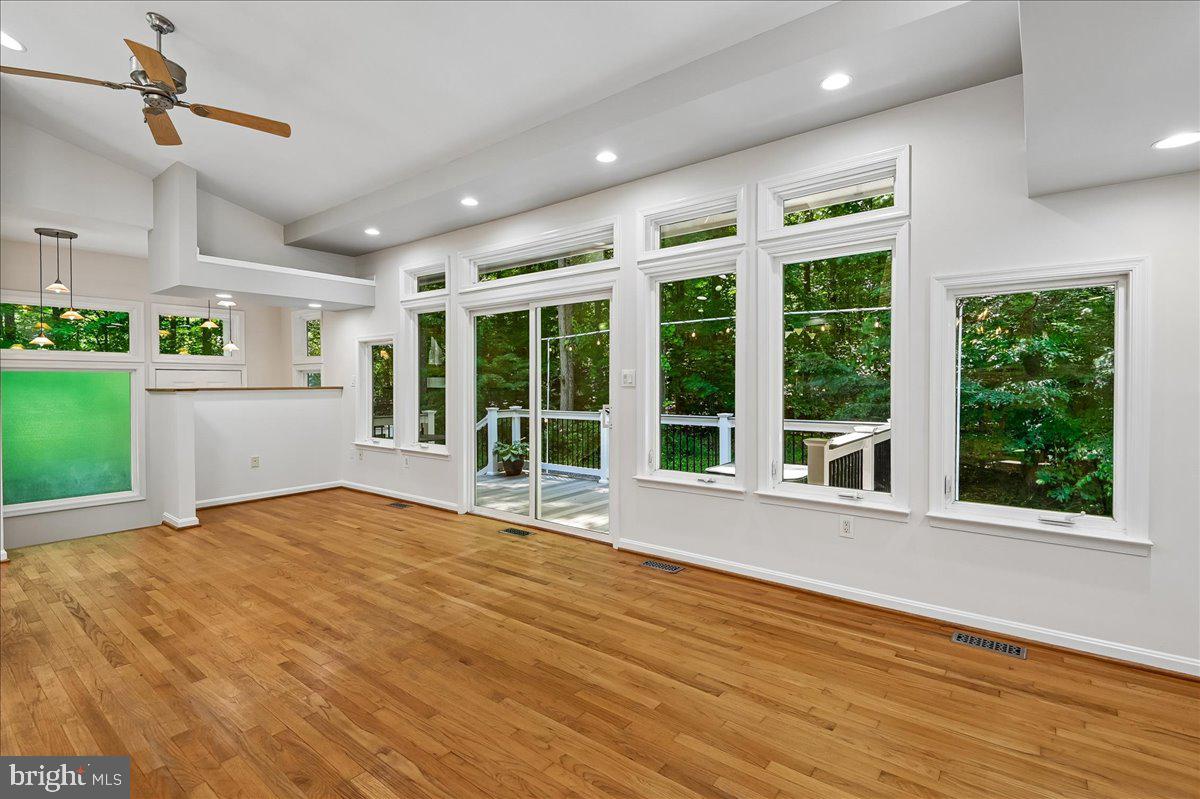 DAVIDSONVILLE - Residential