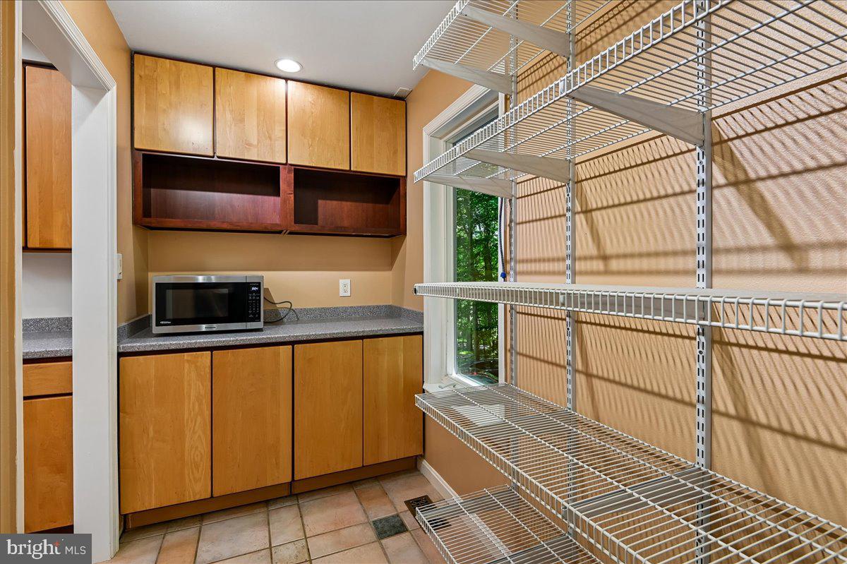DAVIDSONVILLE - Residential