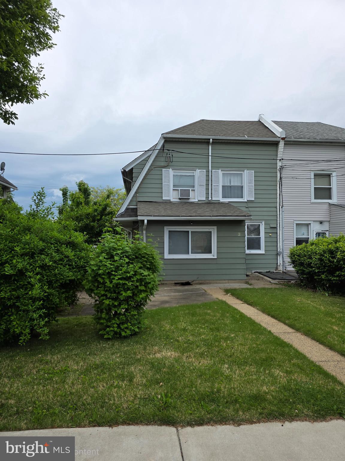 ROWLAND PARK - Residential