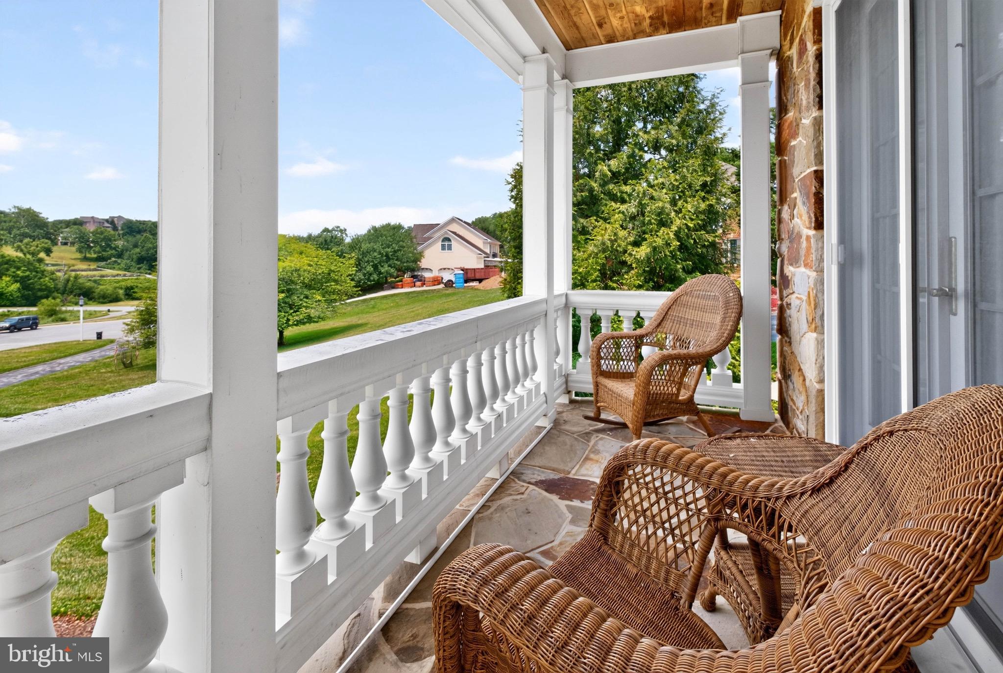 HAYFIELDS - Residential