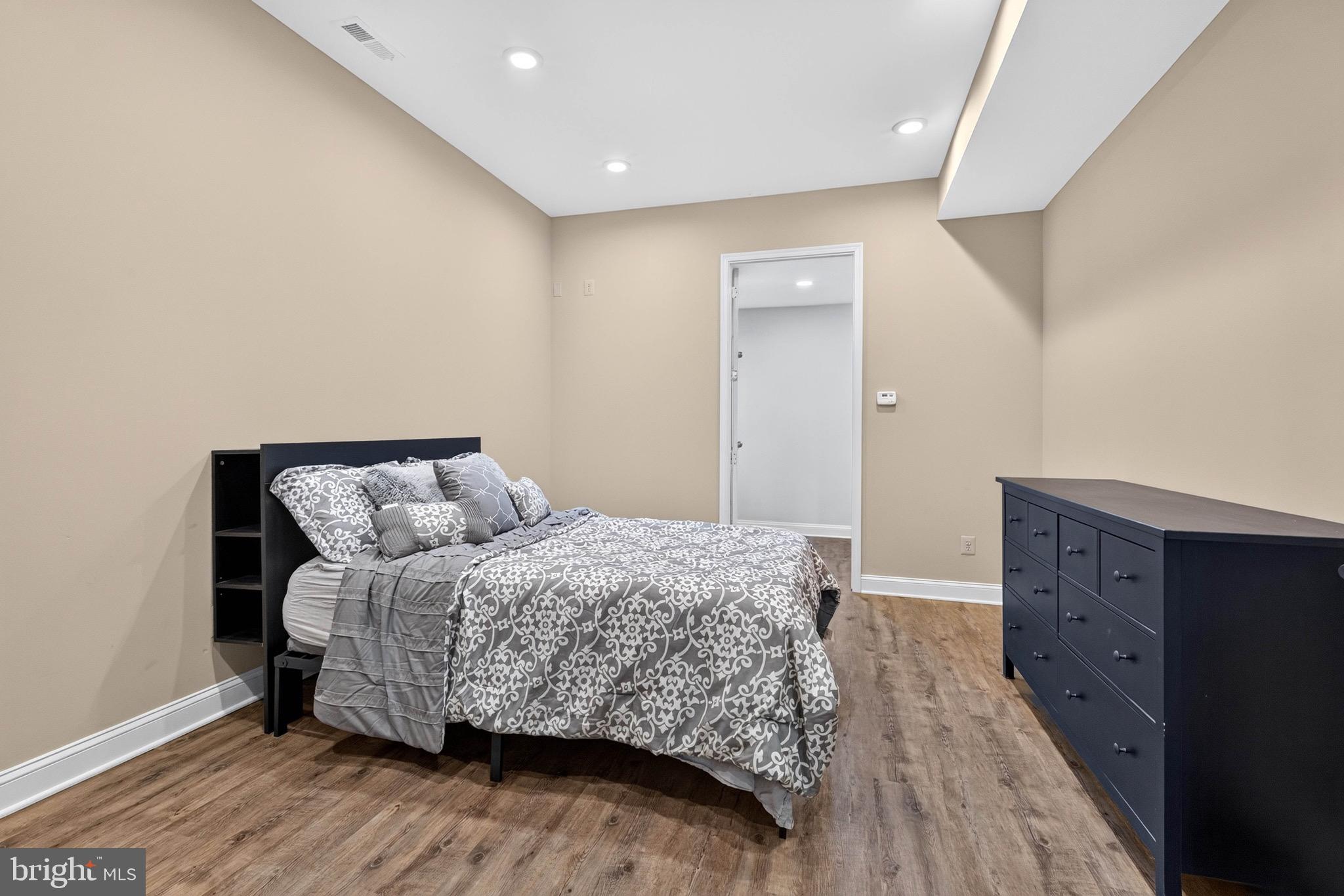 HAYFIELDS - Residential