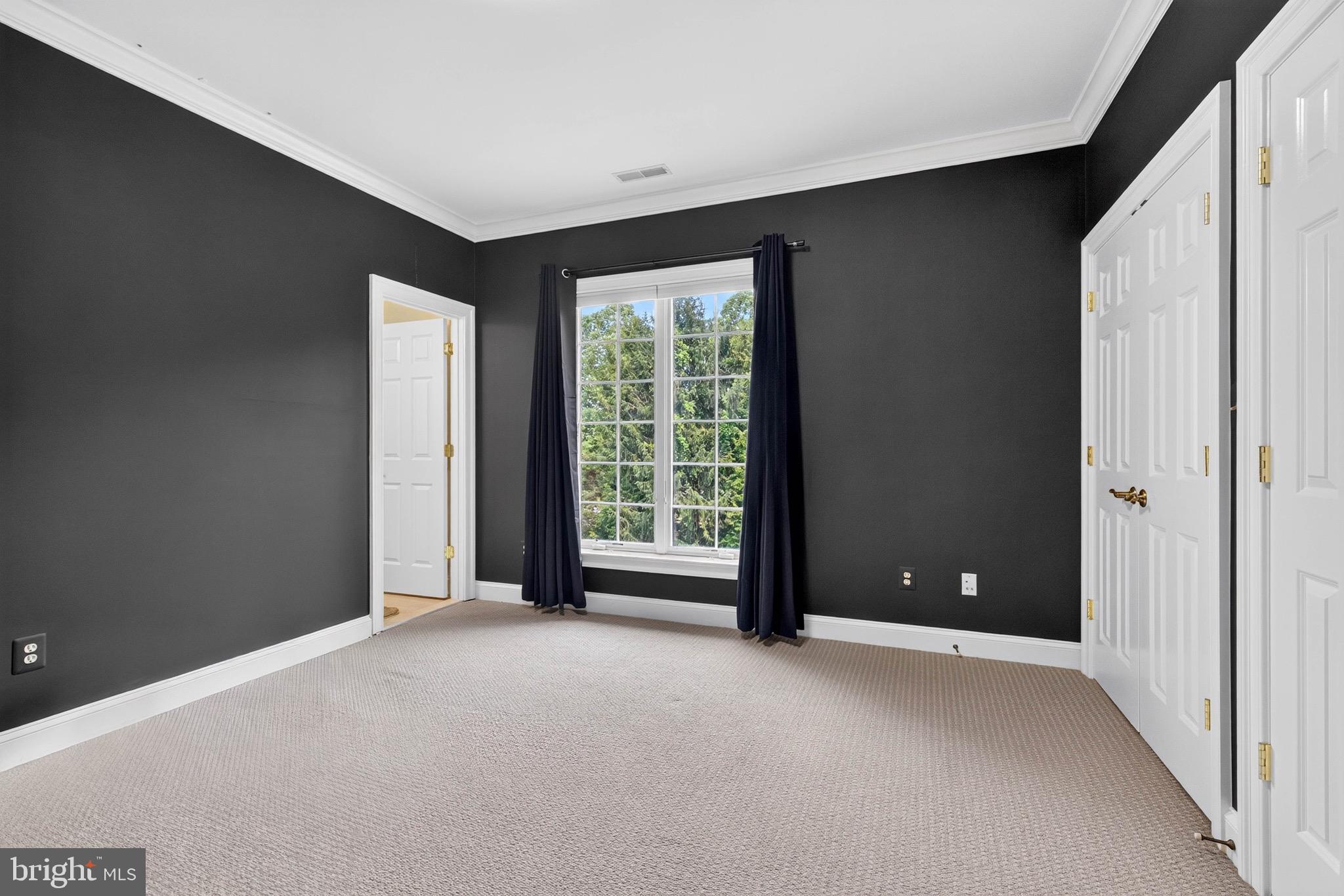 HAYFIELDS - Residential