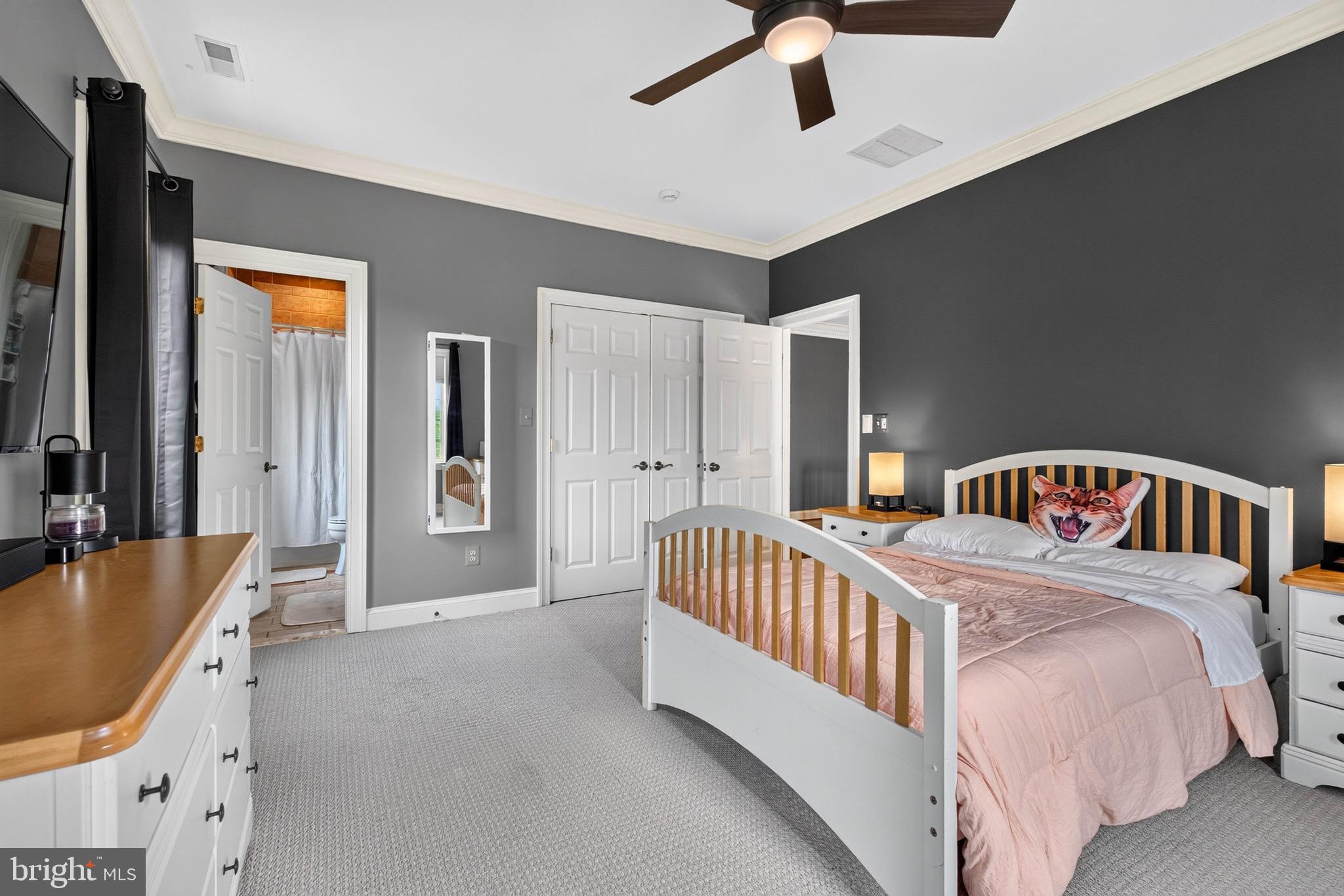 HAYFIELDS - Residential