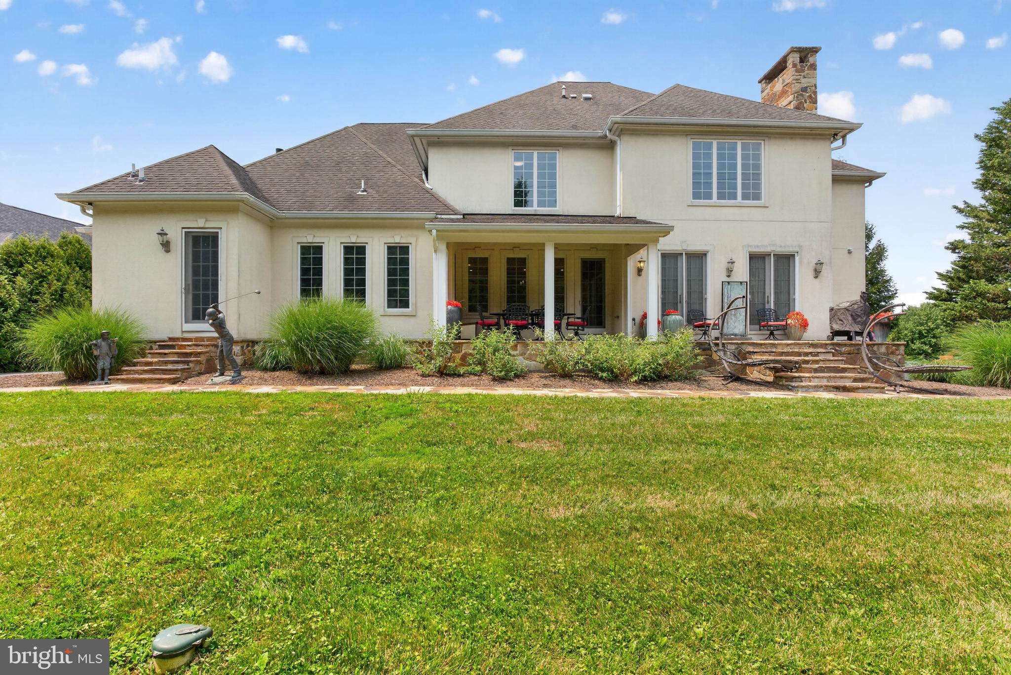 HAYFIELDS - Residential