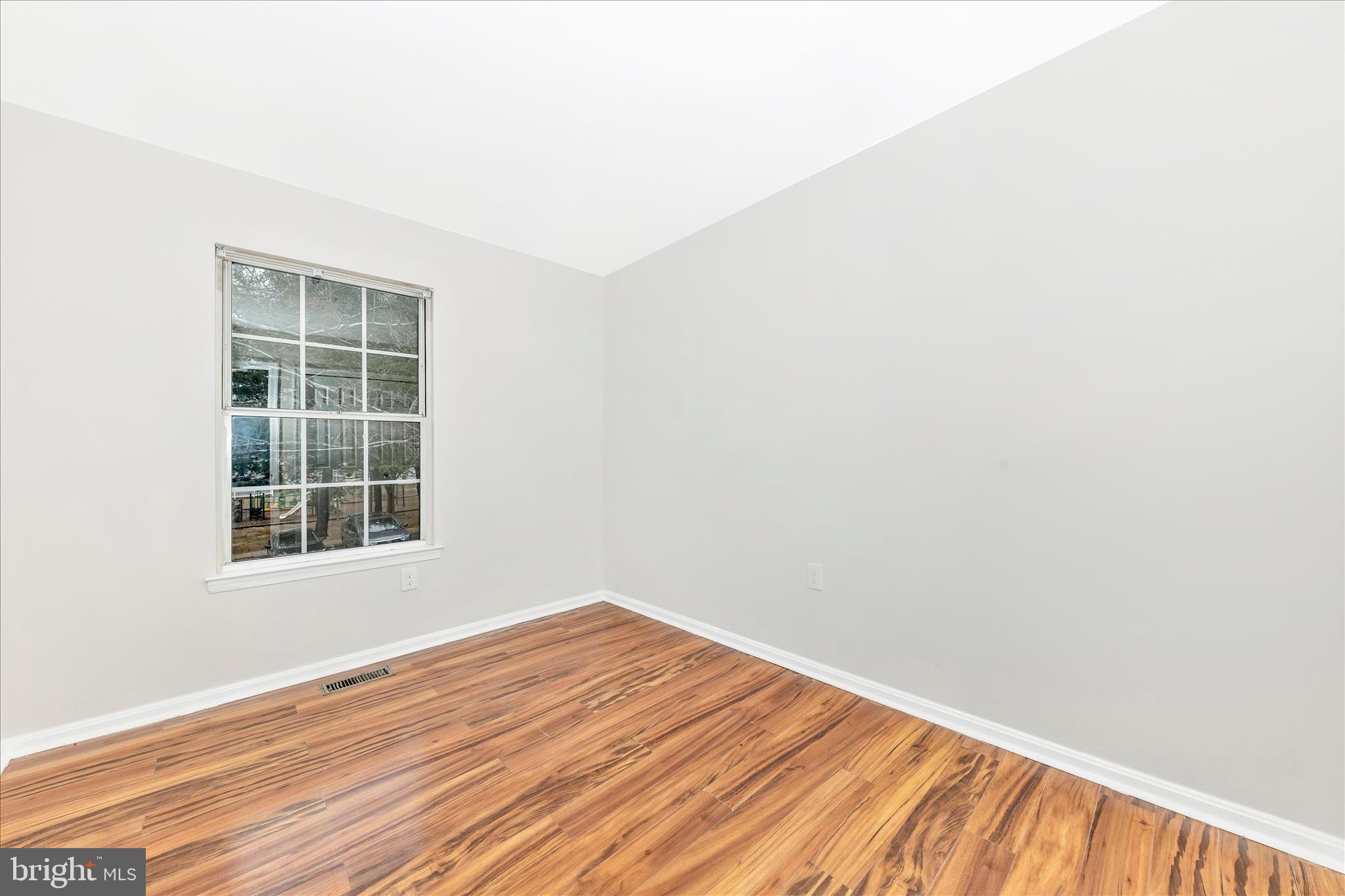 WOODFIELD - Residential Lease