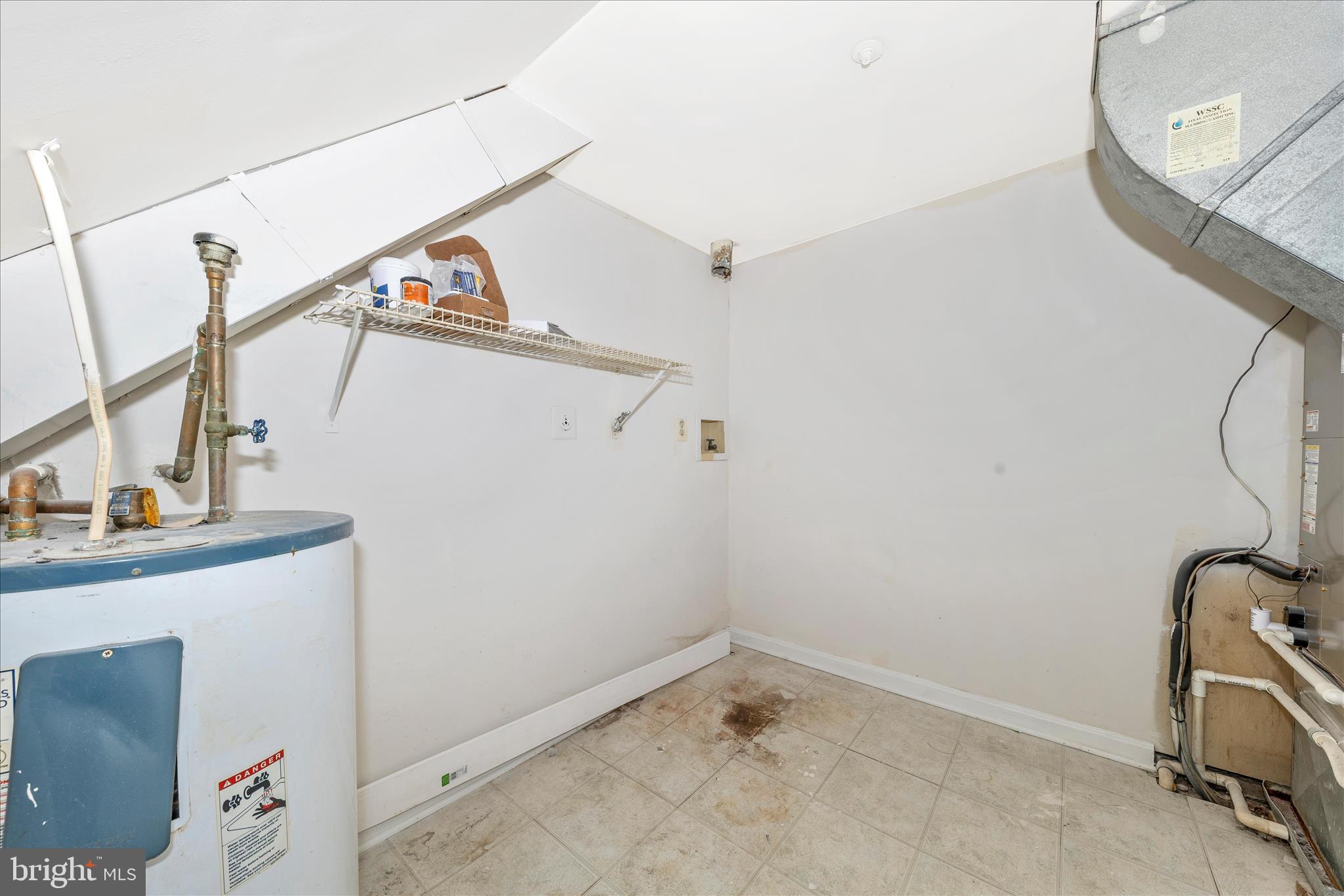 WOODFIELD - Residential Lease