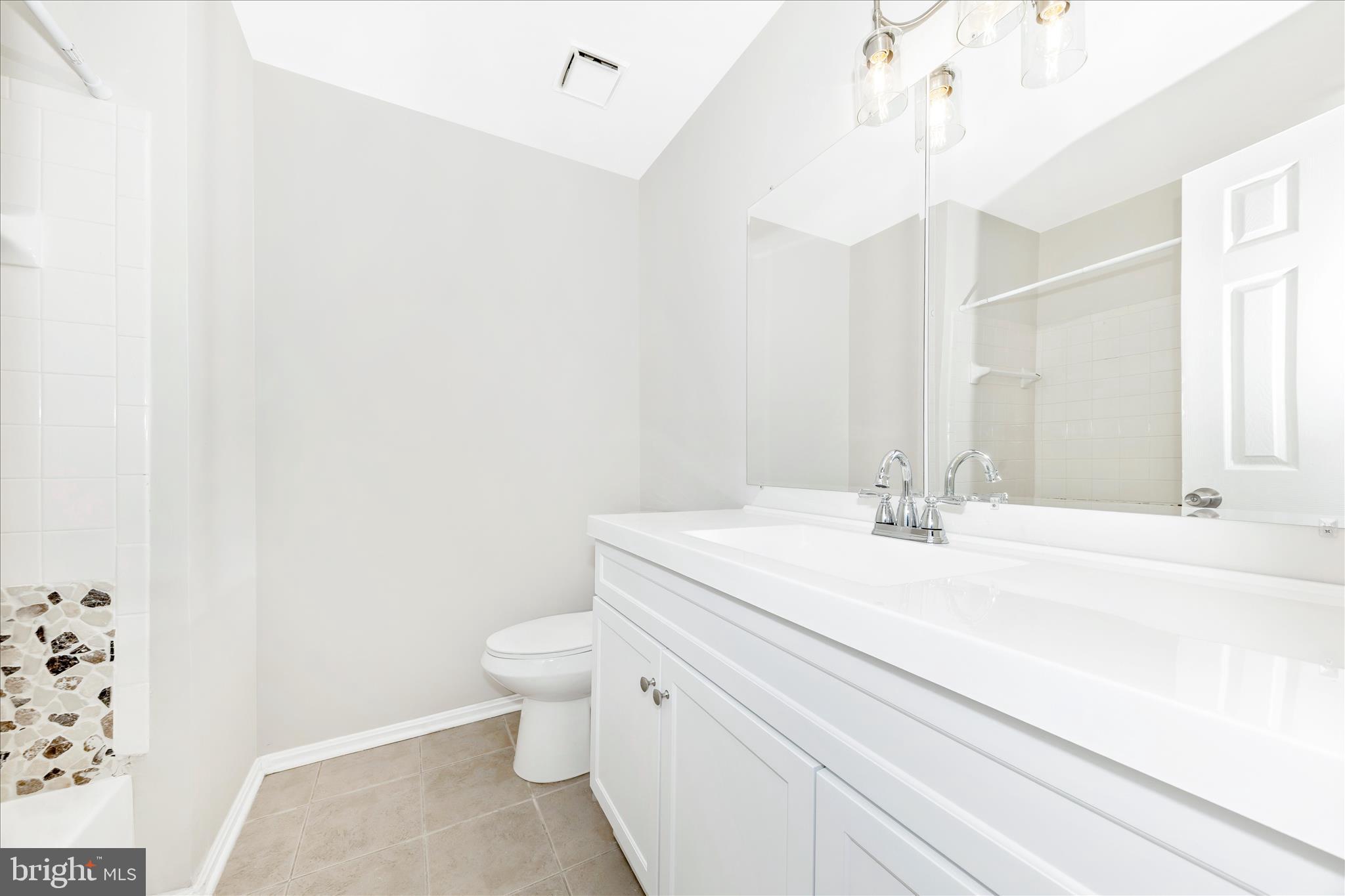 WOODFIELD - Residential Lease