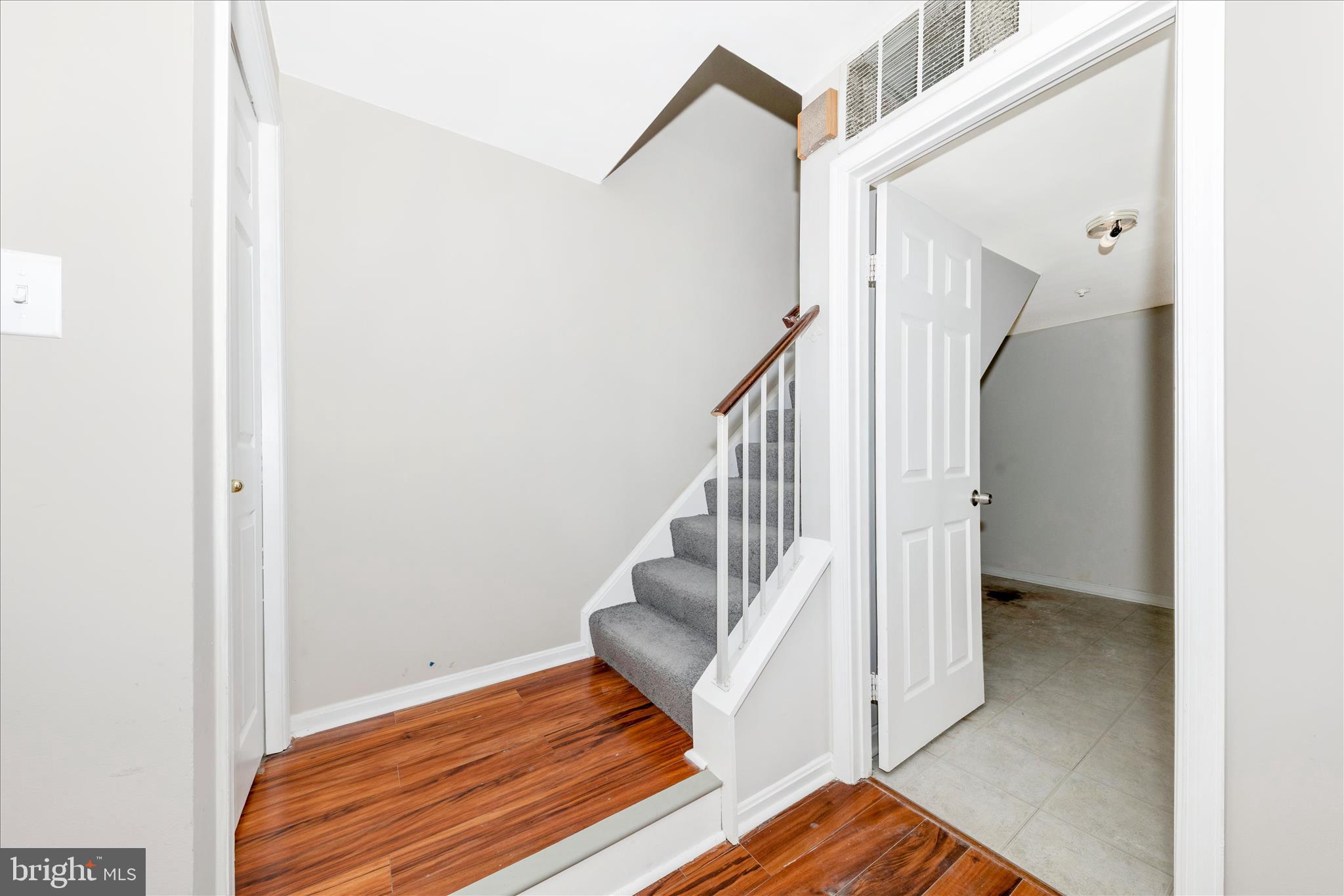 WOODFIELD - Residential Lease