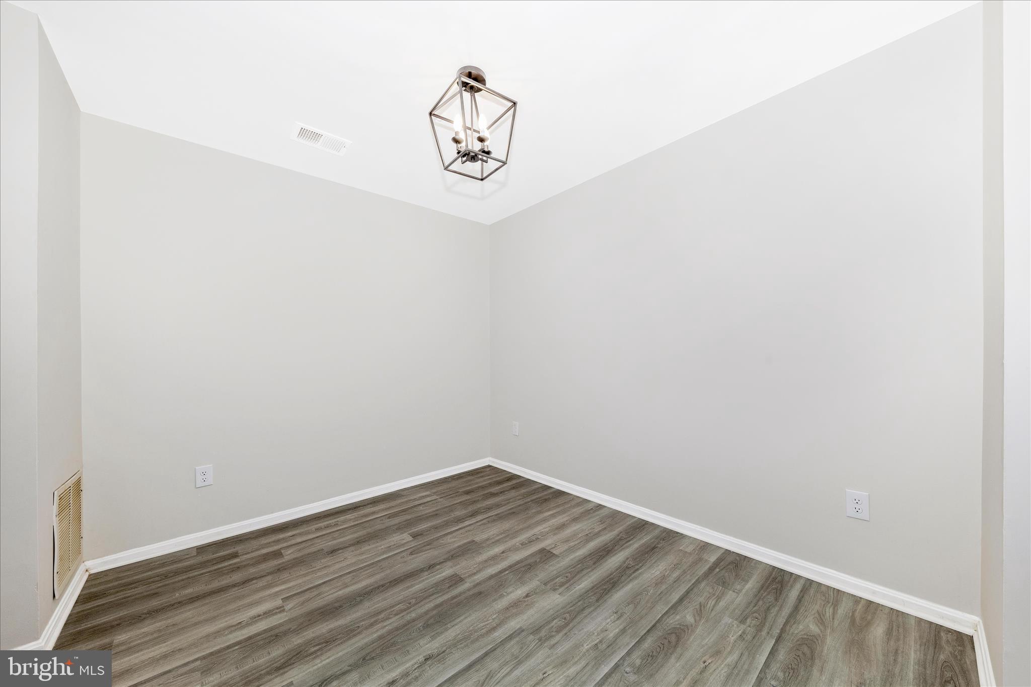 WOODFIELD - Residential Lease