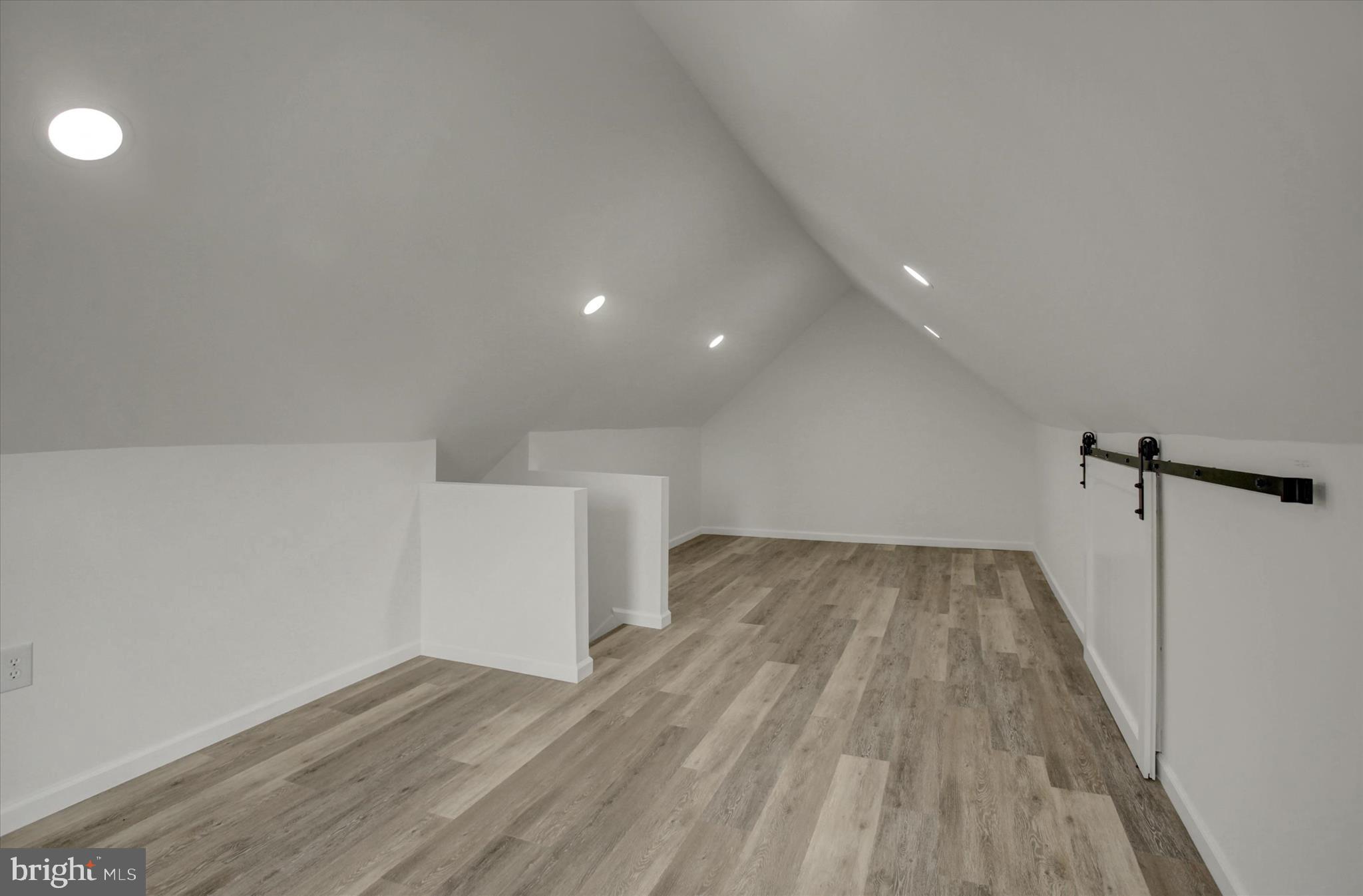 CALEDONIA - Residential