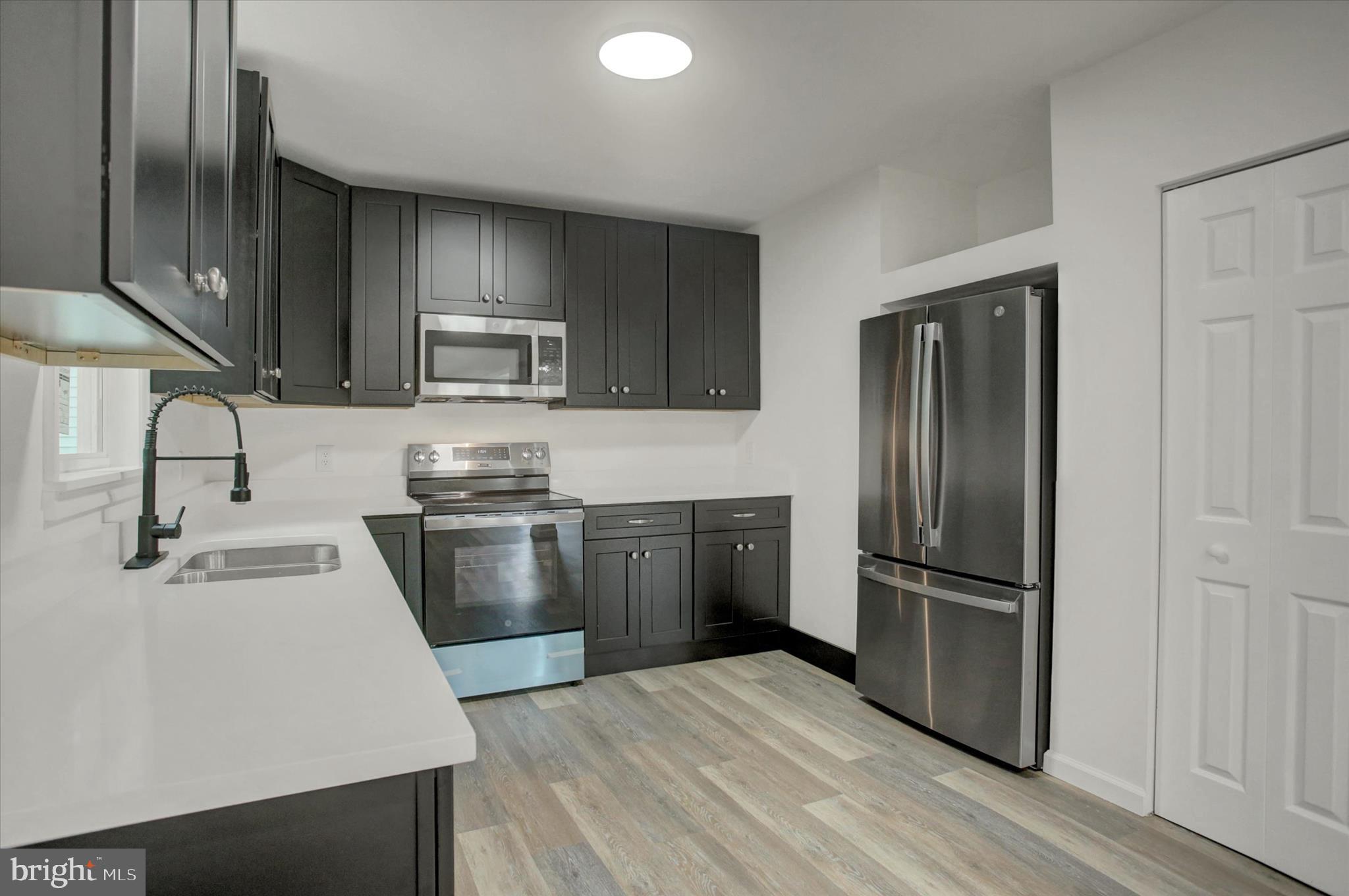 CALEDONIA - Residential