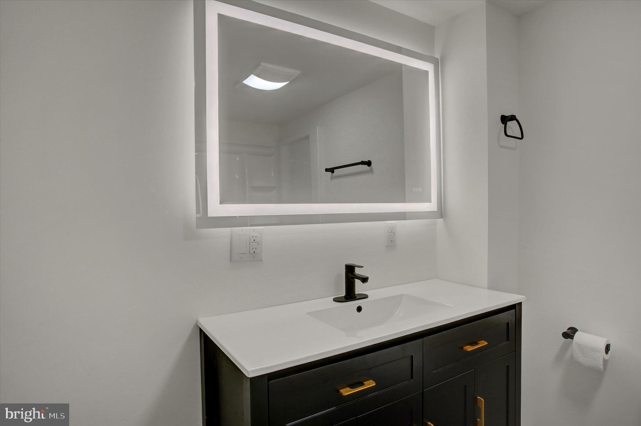 CALEDONIA - Residential