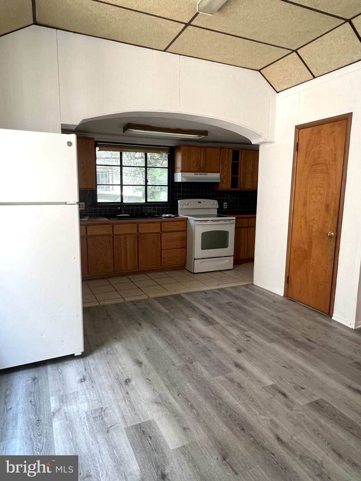 WEST PHILADELPHIA - Residential