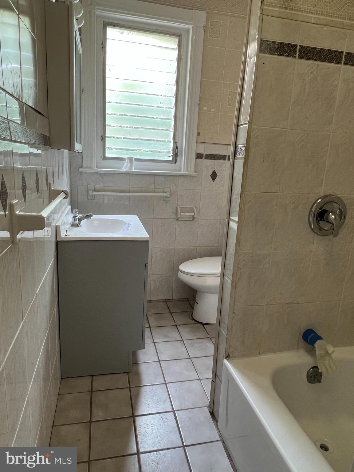 WEST PHILADELPHIA - Residential