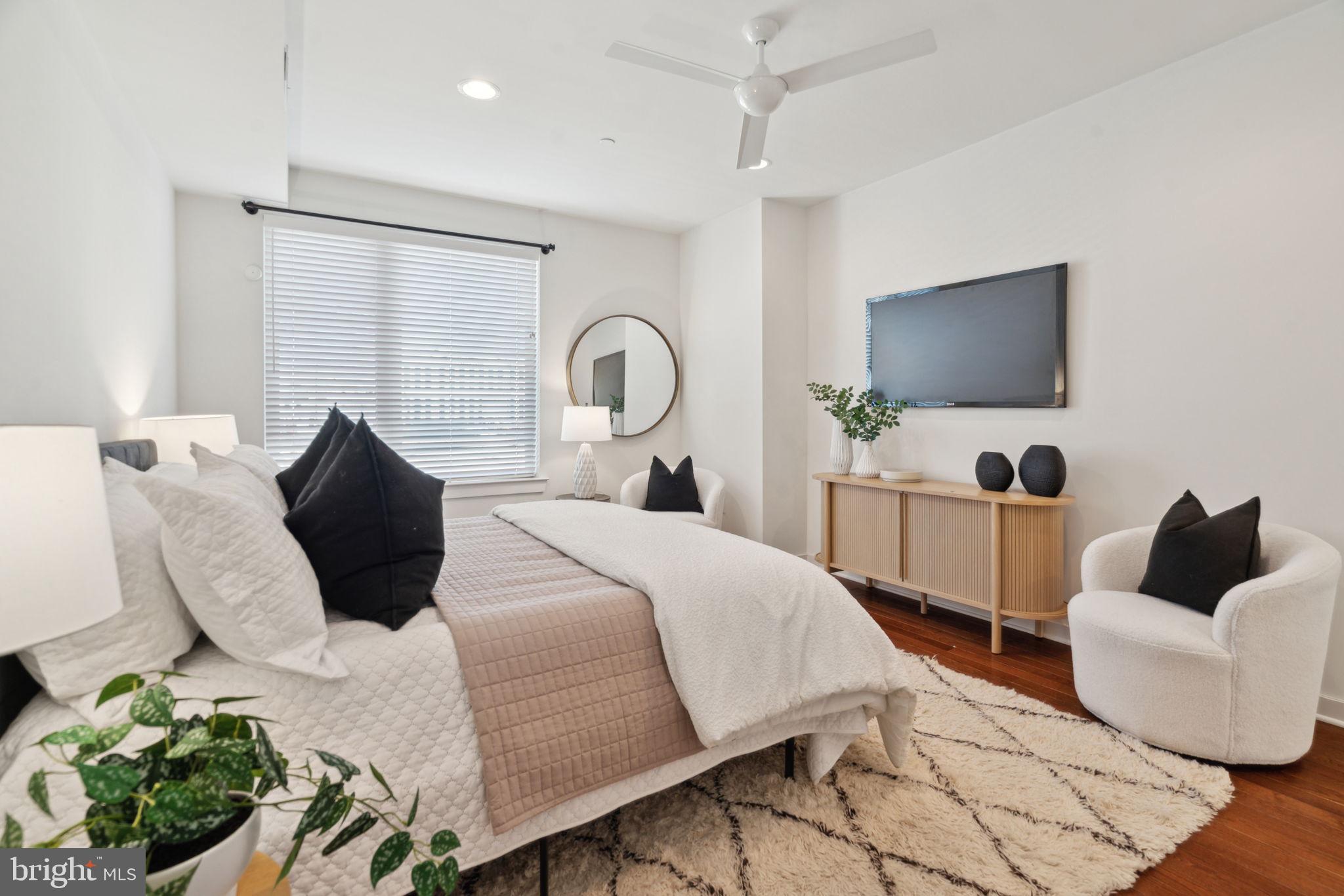 EAST KENSINGTON - Residential