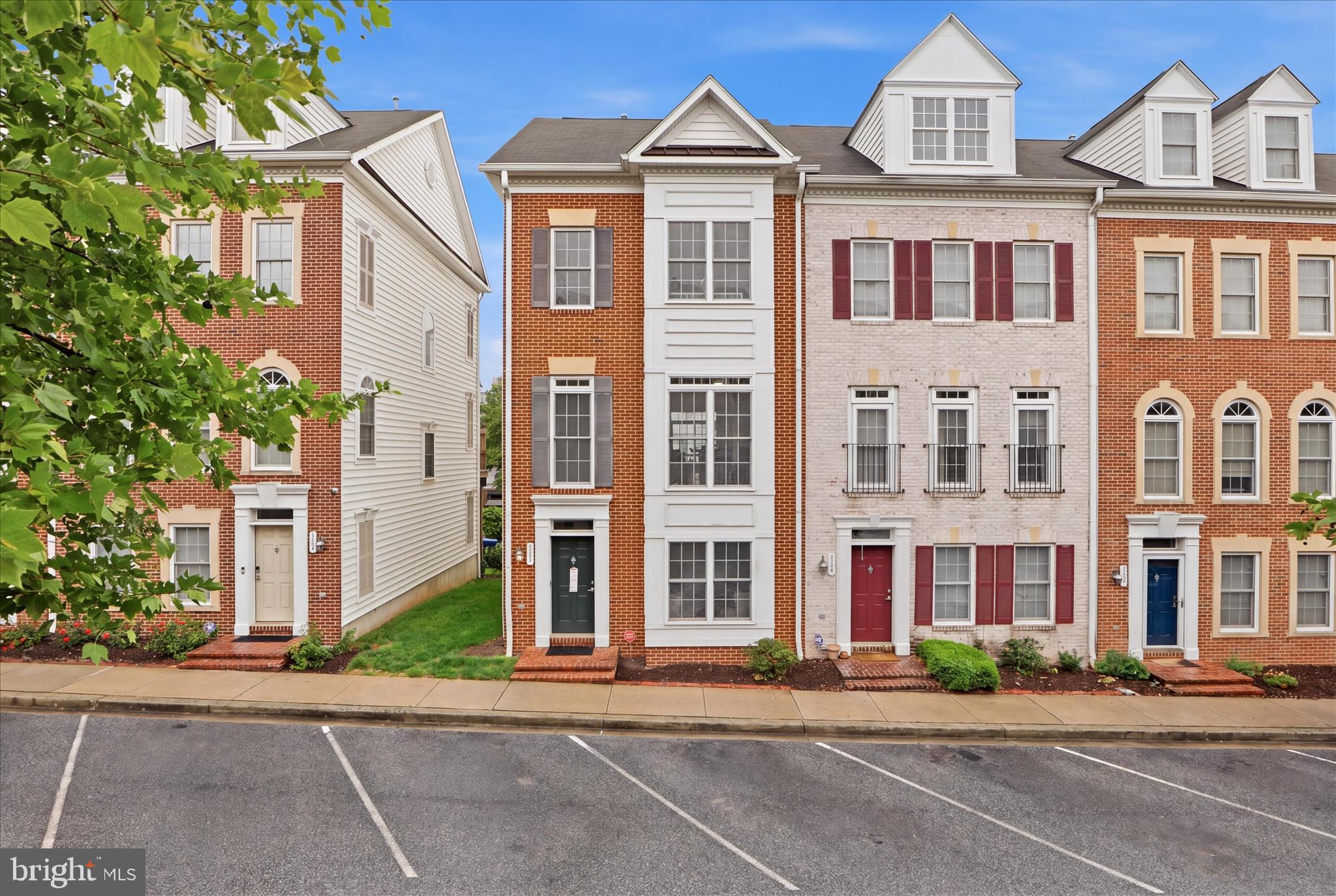 CAMDEN CROSSING - Residential