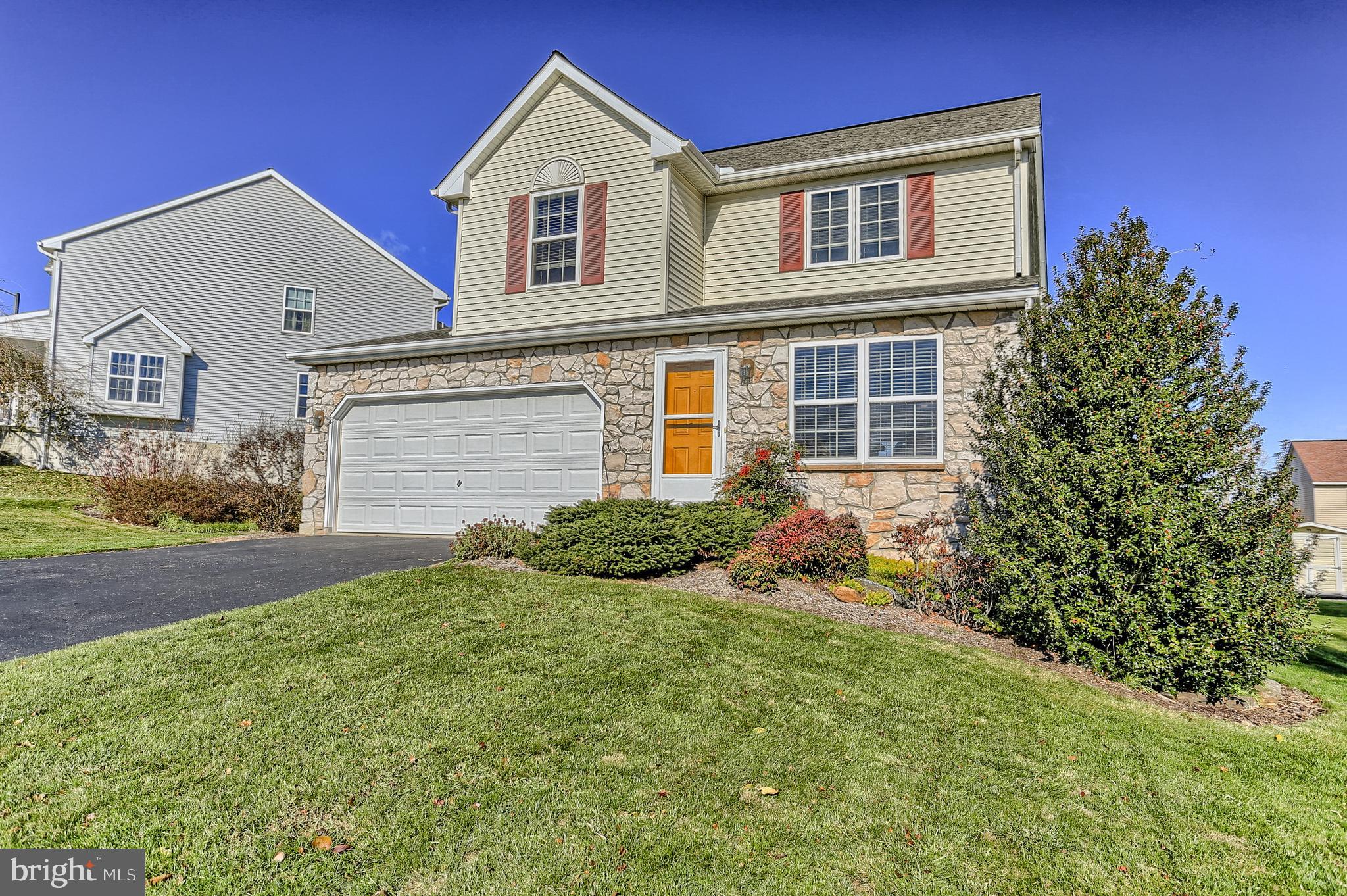 This charming, move in ready home features an open floor plan with a lovely, updated kitchen, large trex deck, and beautiful landscaping.  Rec room in basement has heat and AC with supplemental baseboard heat.  Quiet location but very convenient to 83, shopping and restaurants.