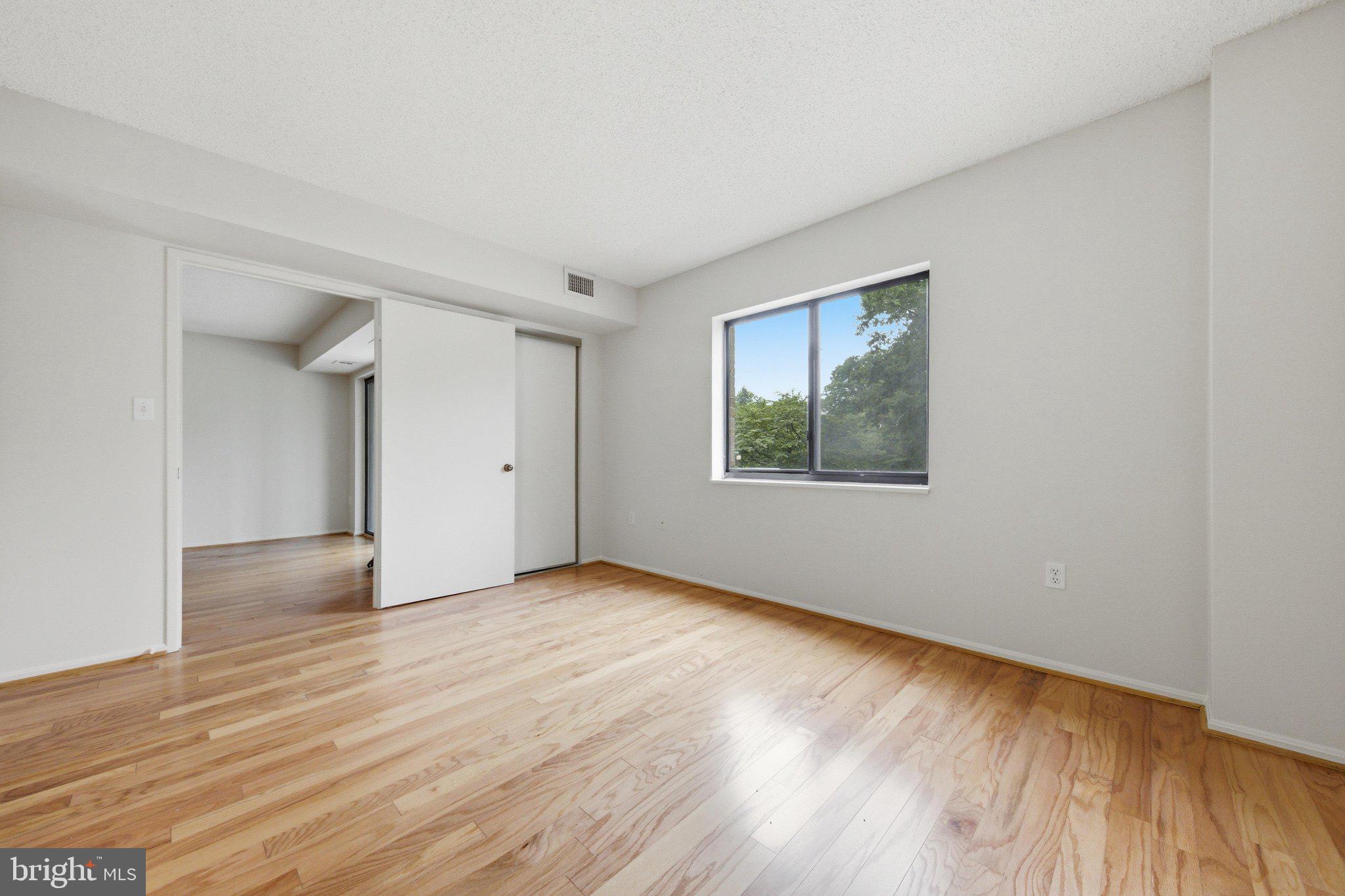 GREENS AT LEISURE WORLD - Residential