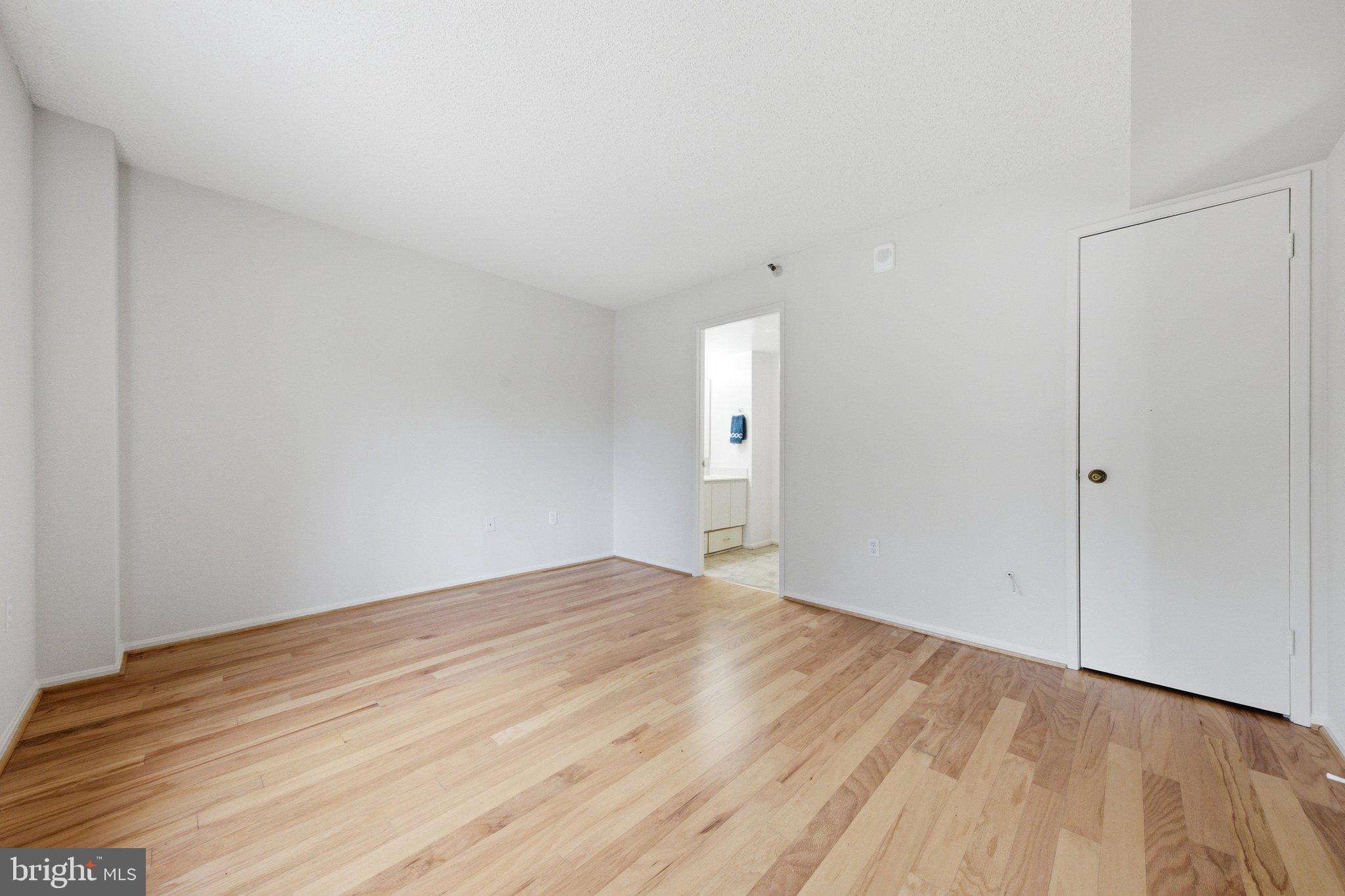 GREENS AT LEISURE WORLD - Residential