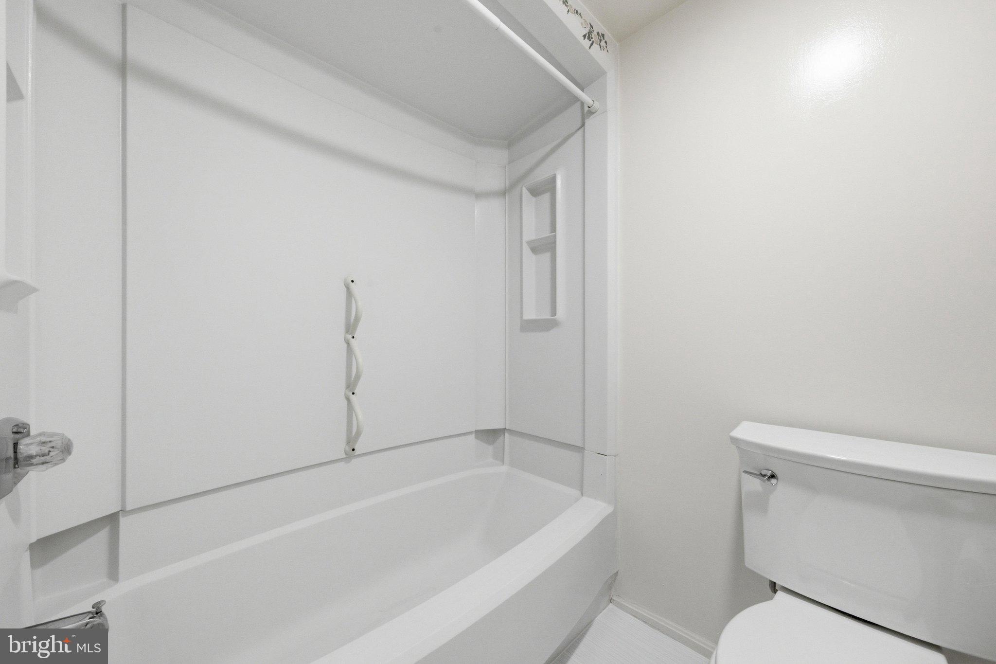GREENS AT LEISURE WORLD - Residential