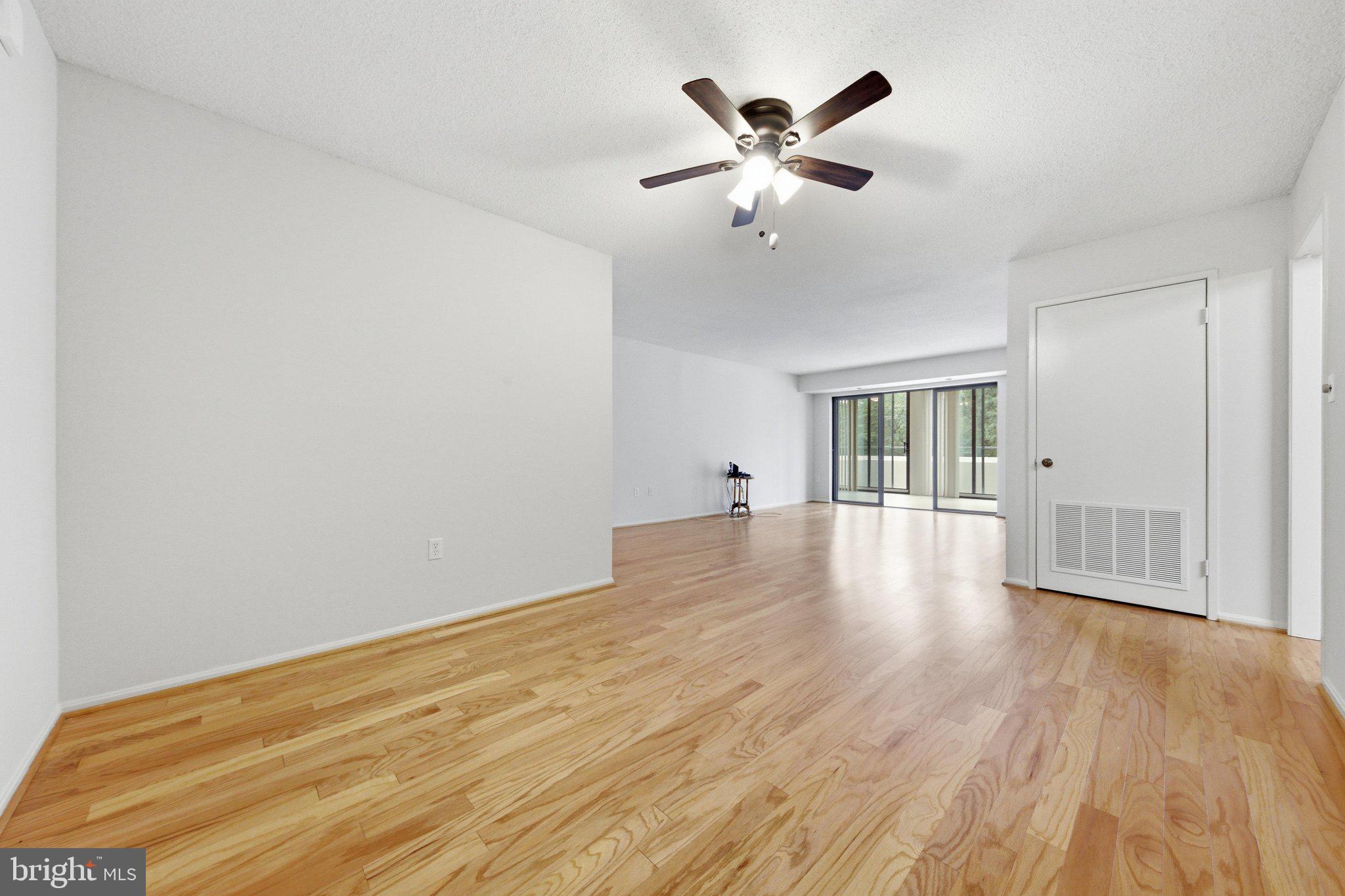 GREENS AT LEISURE WORLD - Residential