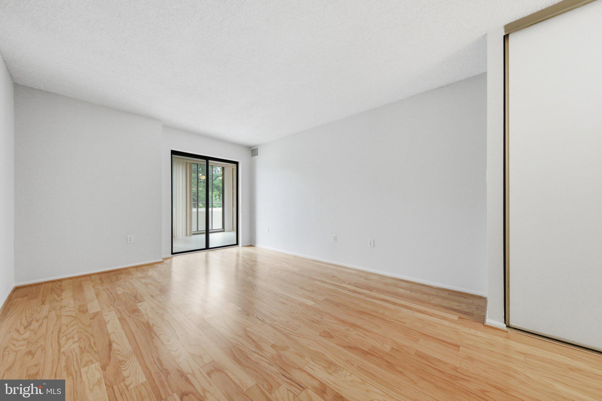 GREENS AT LEISURE WORLD - Residential