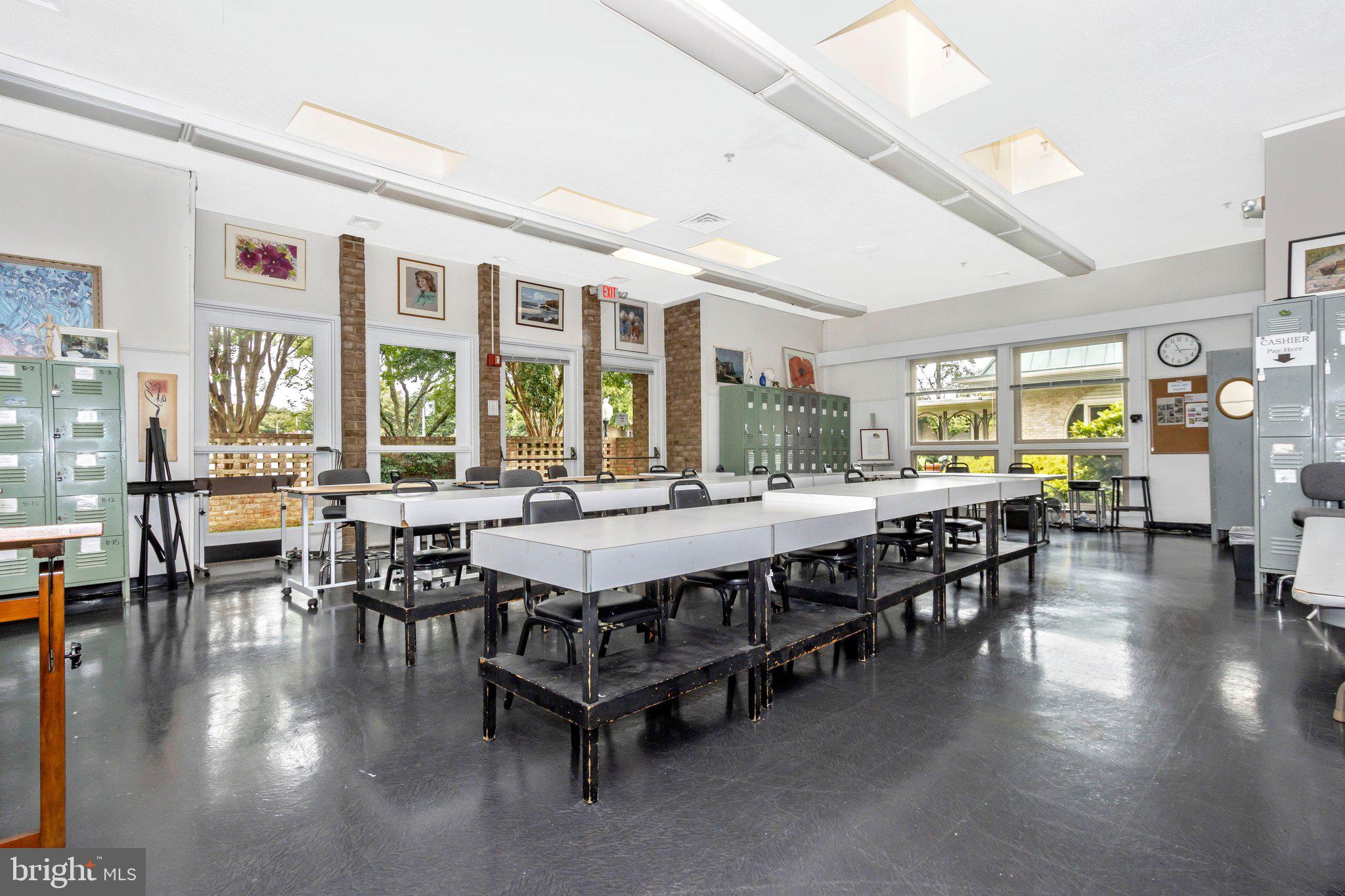 GREENS AT LEISURE WORLD - Residential