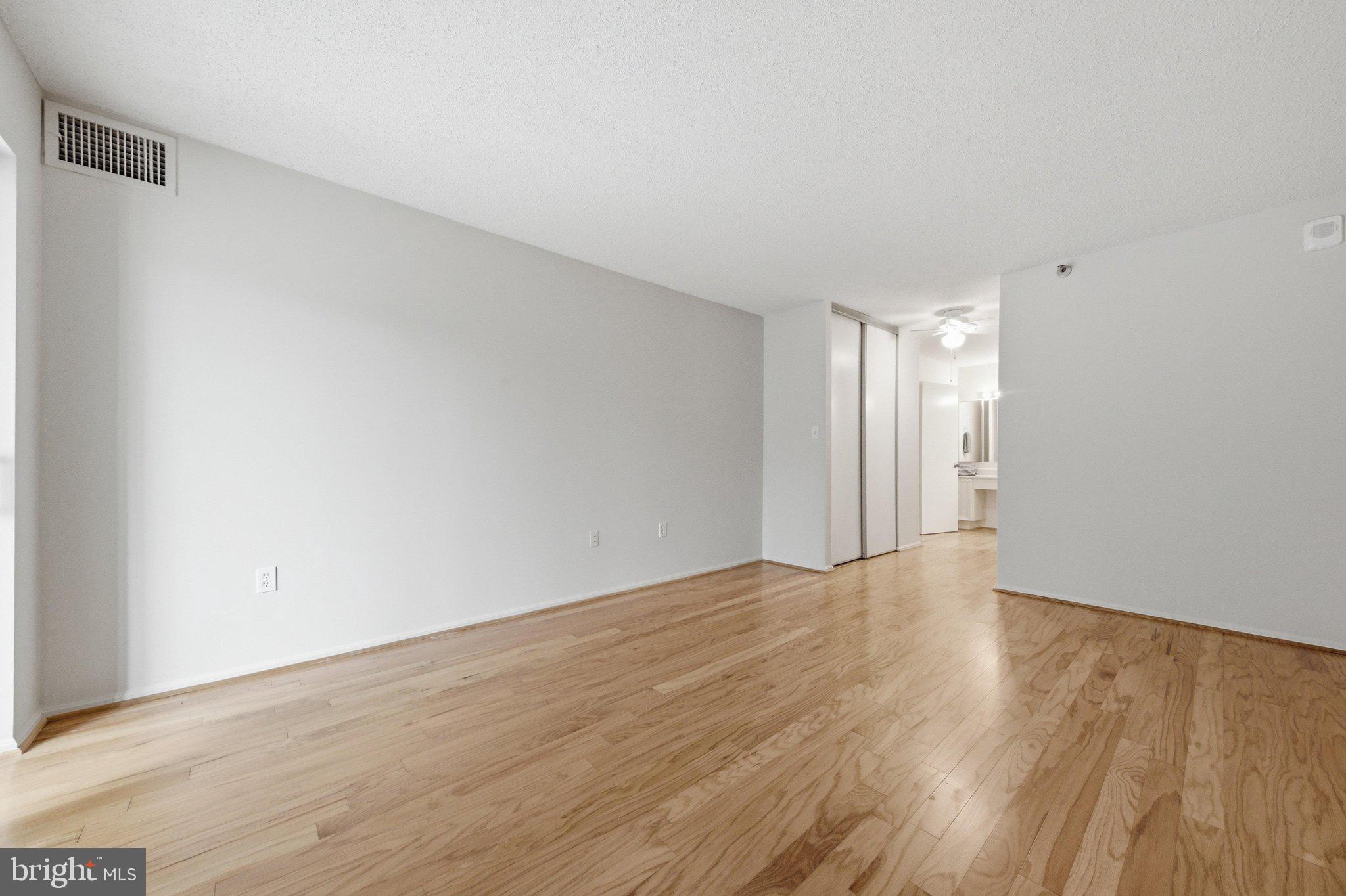 GREENS AT LEISURE WORLD - Residential