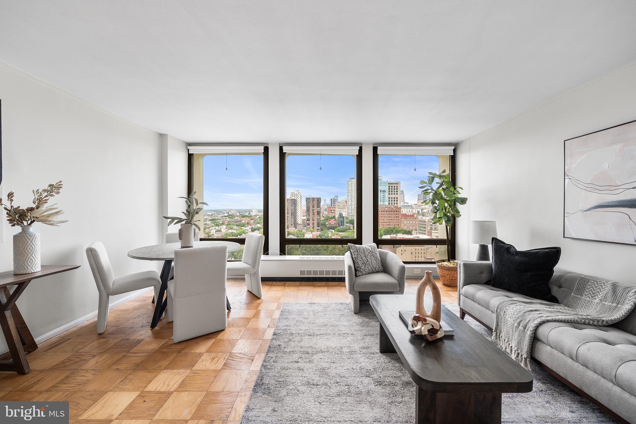 SOCIETY HILL - Residential