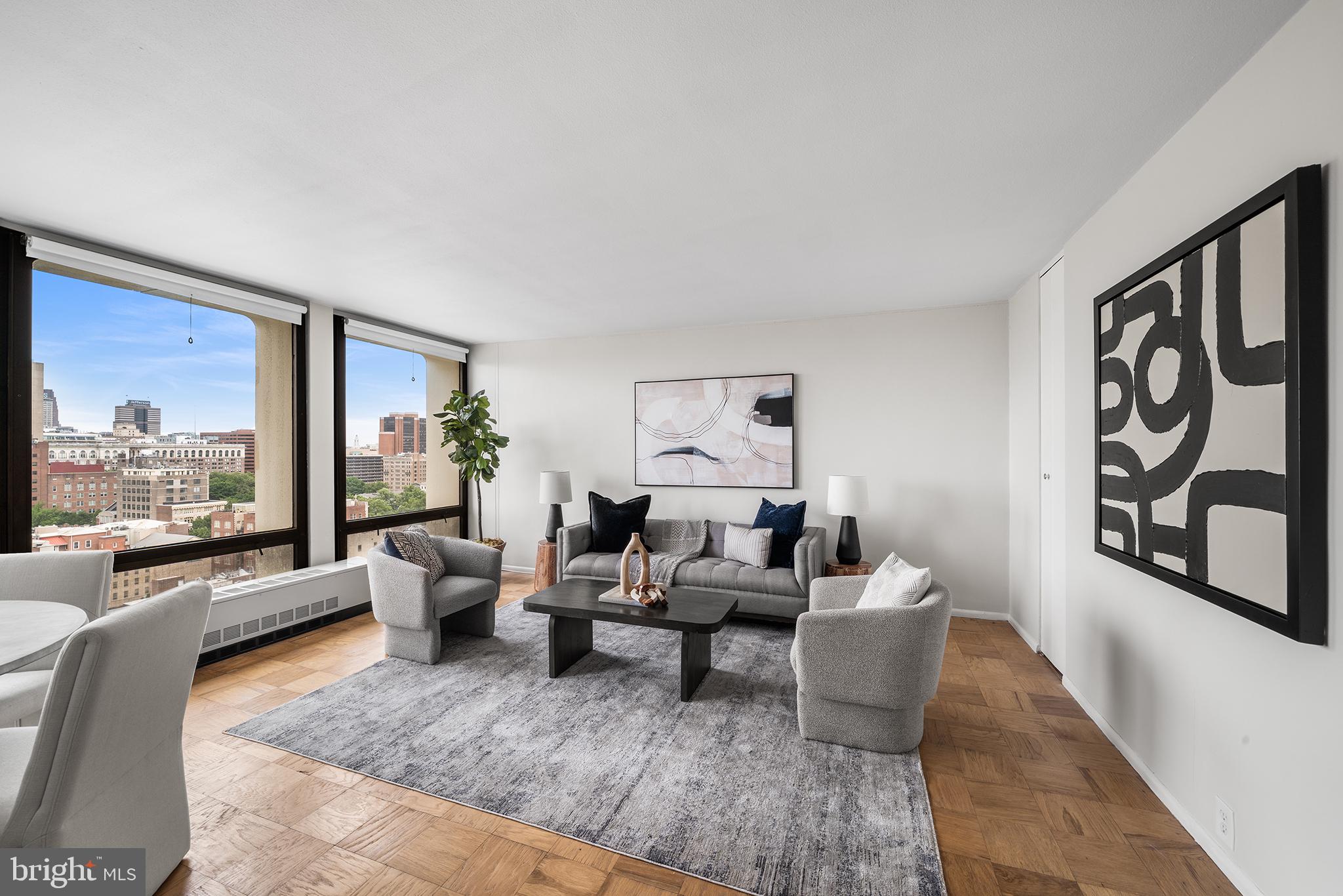 SOCIETY HILL - Residential