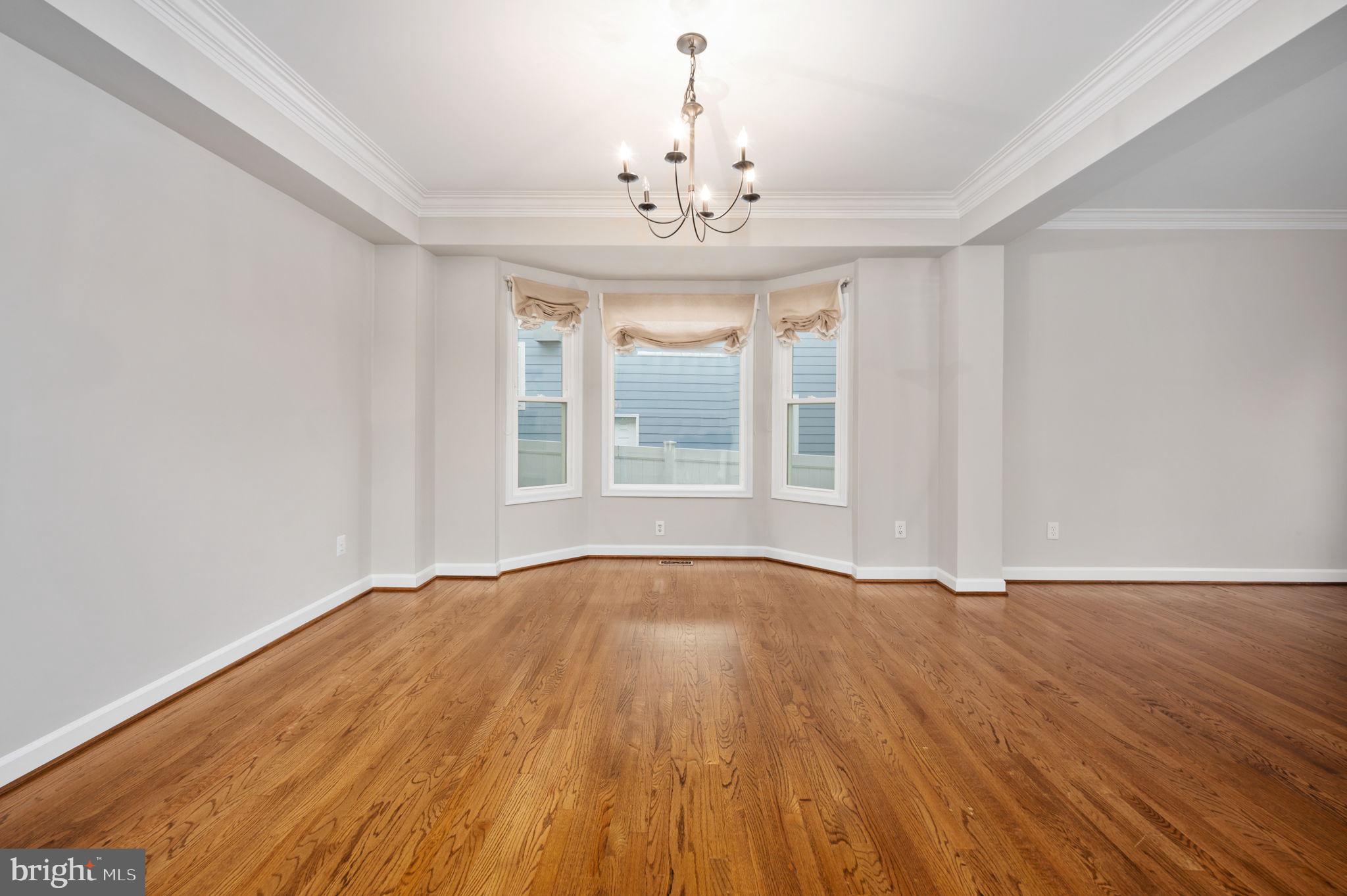 WEST MC LEAN - Residential