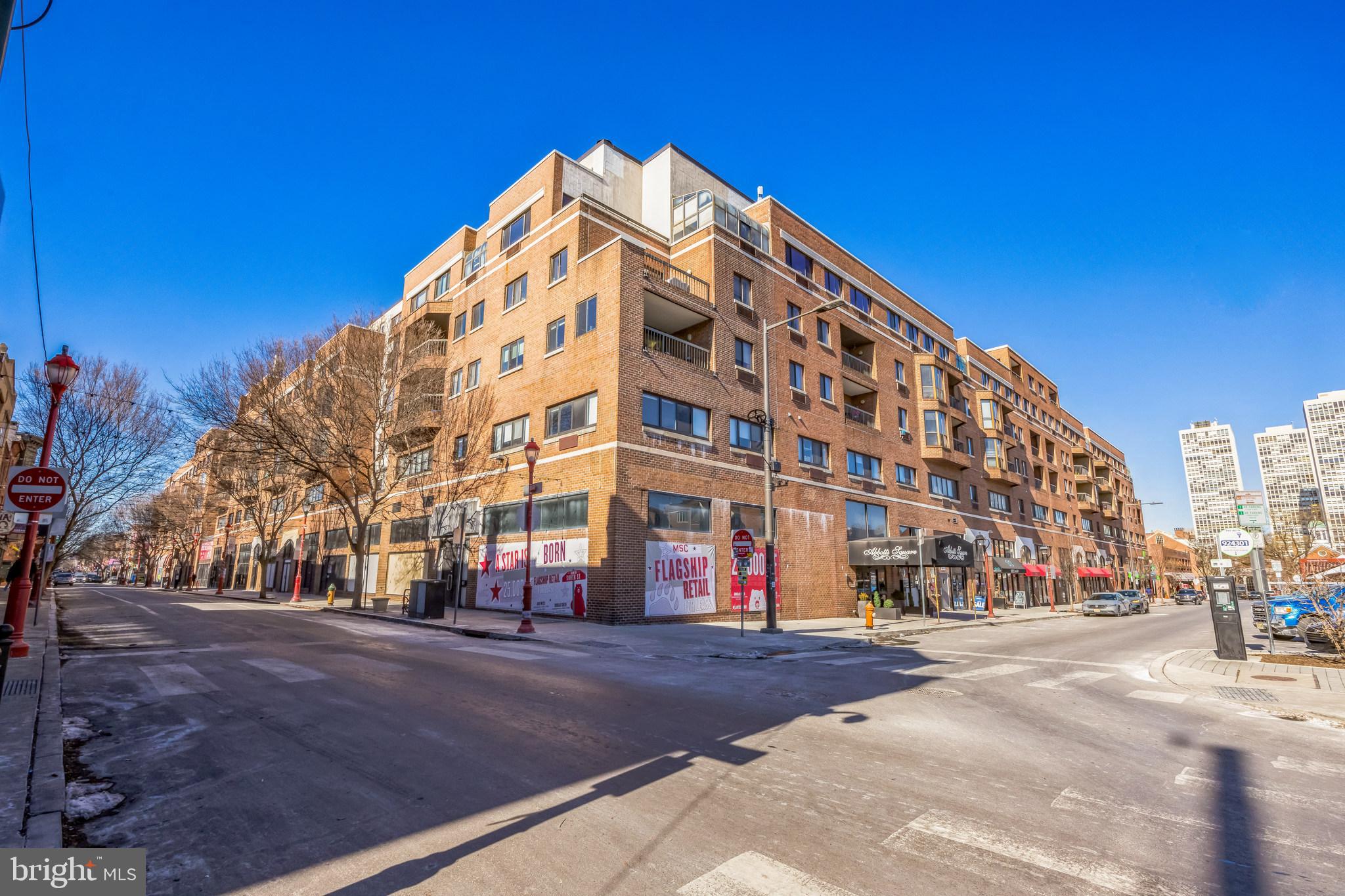 Welcome to this stylish condo in Society Hill's desirable Abbotts Square building. This large 1 bedroom 1.5bath condo has the perfect layout. Just steps off the 5ht floor elevator, enter into the living room w/ hardwood floors and sliding glass doors leading to a spacious deck. Off the living room is a half bath & large coat closet. The kitchen is gorgeous with all modern  cabinetry, quartzcountertops, upper/lower cabinet lighting, Samsung appliances, & an LG ventless washer/dryer. Nice size dining area also features counter seating & built-in wine refrigerator. The bedroom is large and has floor to ceiling windows, new carpeting, updated master bathroom, walk in closet, hall closet, & linen closet- all with shelving systems! Eastern exposure allows for great city & bridge views. This building is cat friendly and also features 24/7 front desk, 24/7 on site maintenance, on site parking at additional fee, & gym. Close to I 95 and right on Headhouse Square.