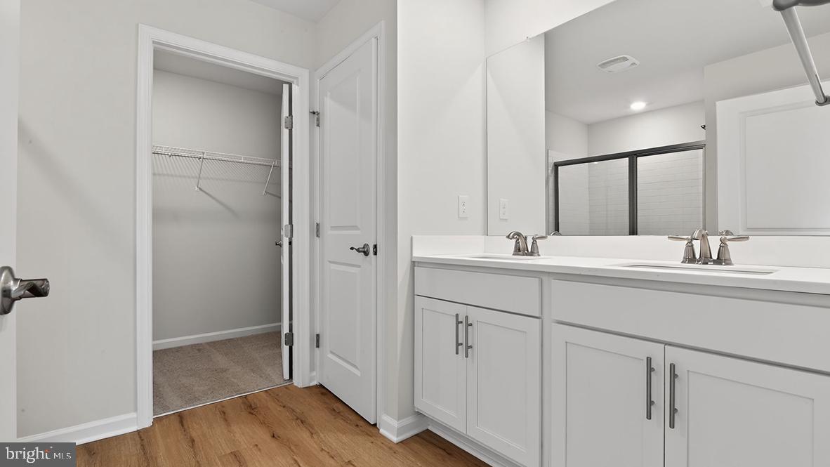 RIVERPOINTE - Residential
