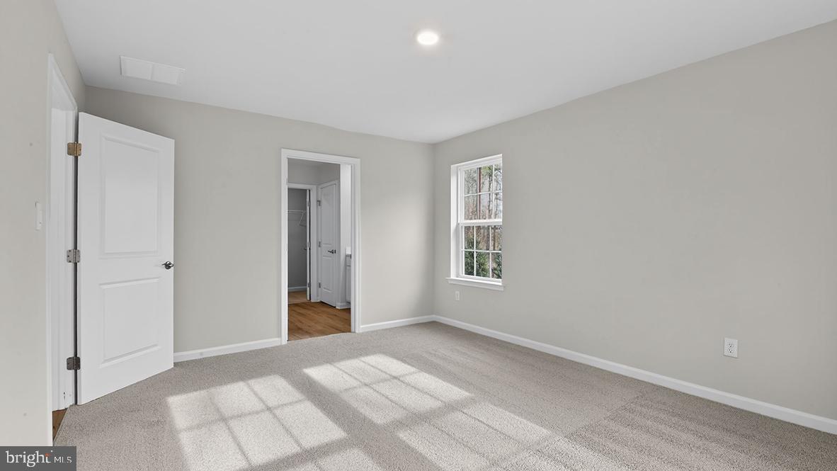 RIVERPOINTE - Residential