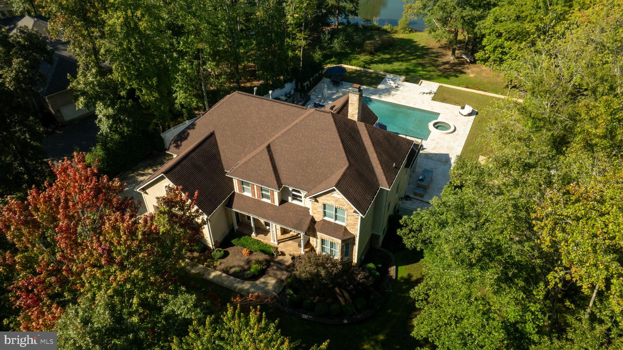 FAWN LAKE - Residential