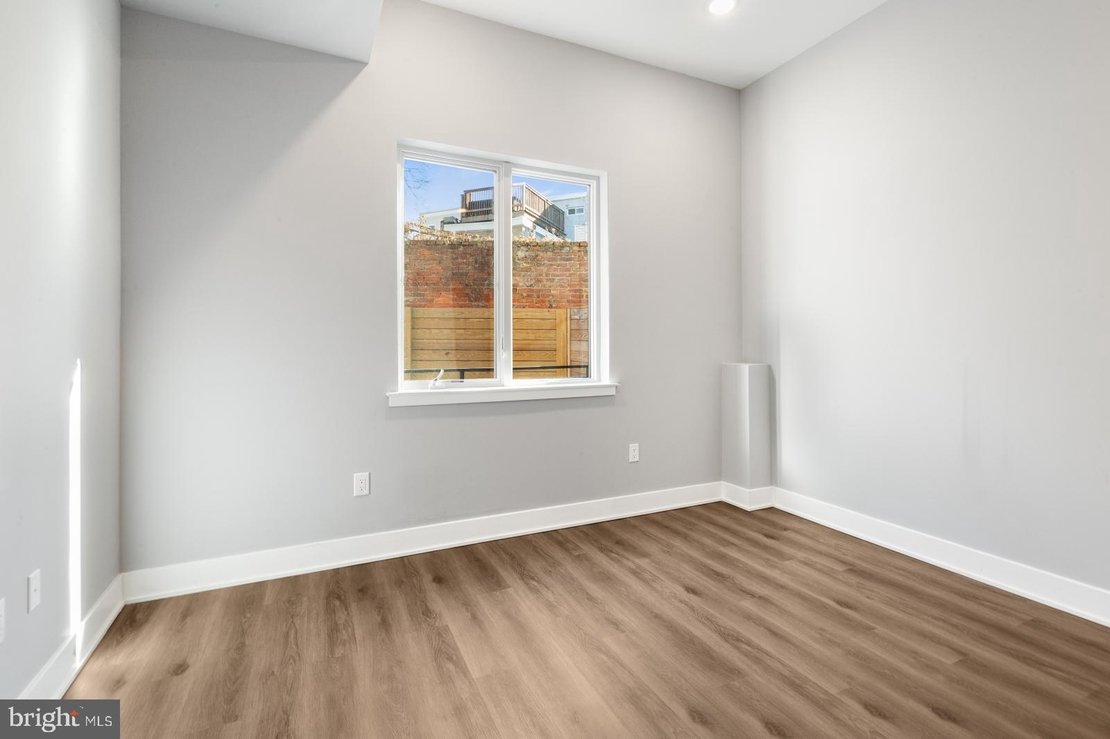 NORRIS SQUARE - Residential Lease