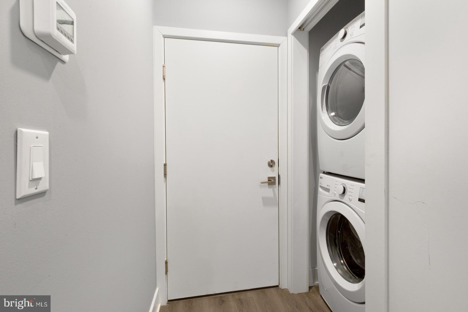 NORRIS SQUARE - Residential Lease