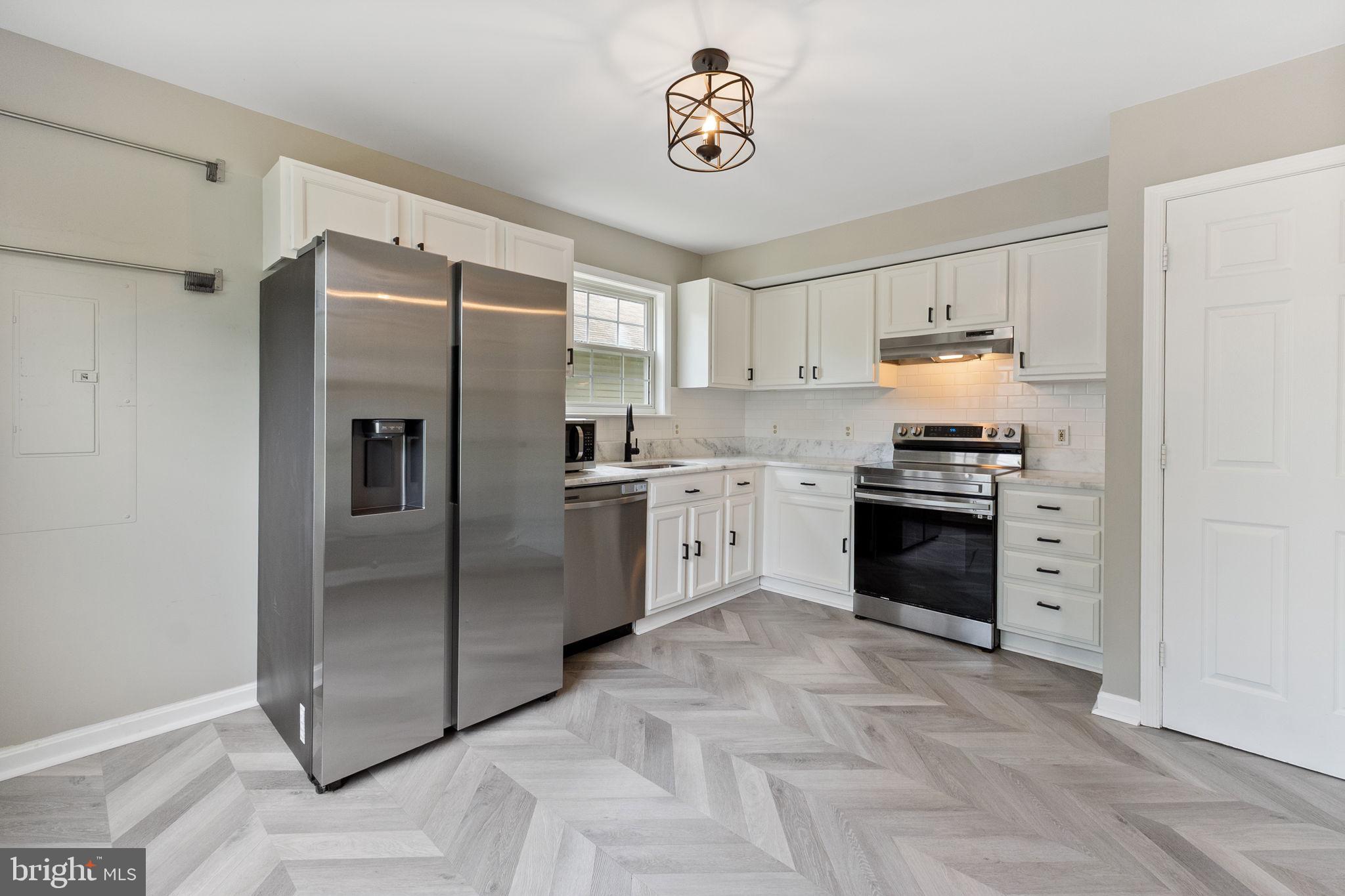 COLUMBIA BEACH - Residential